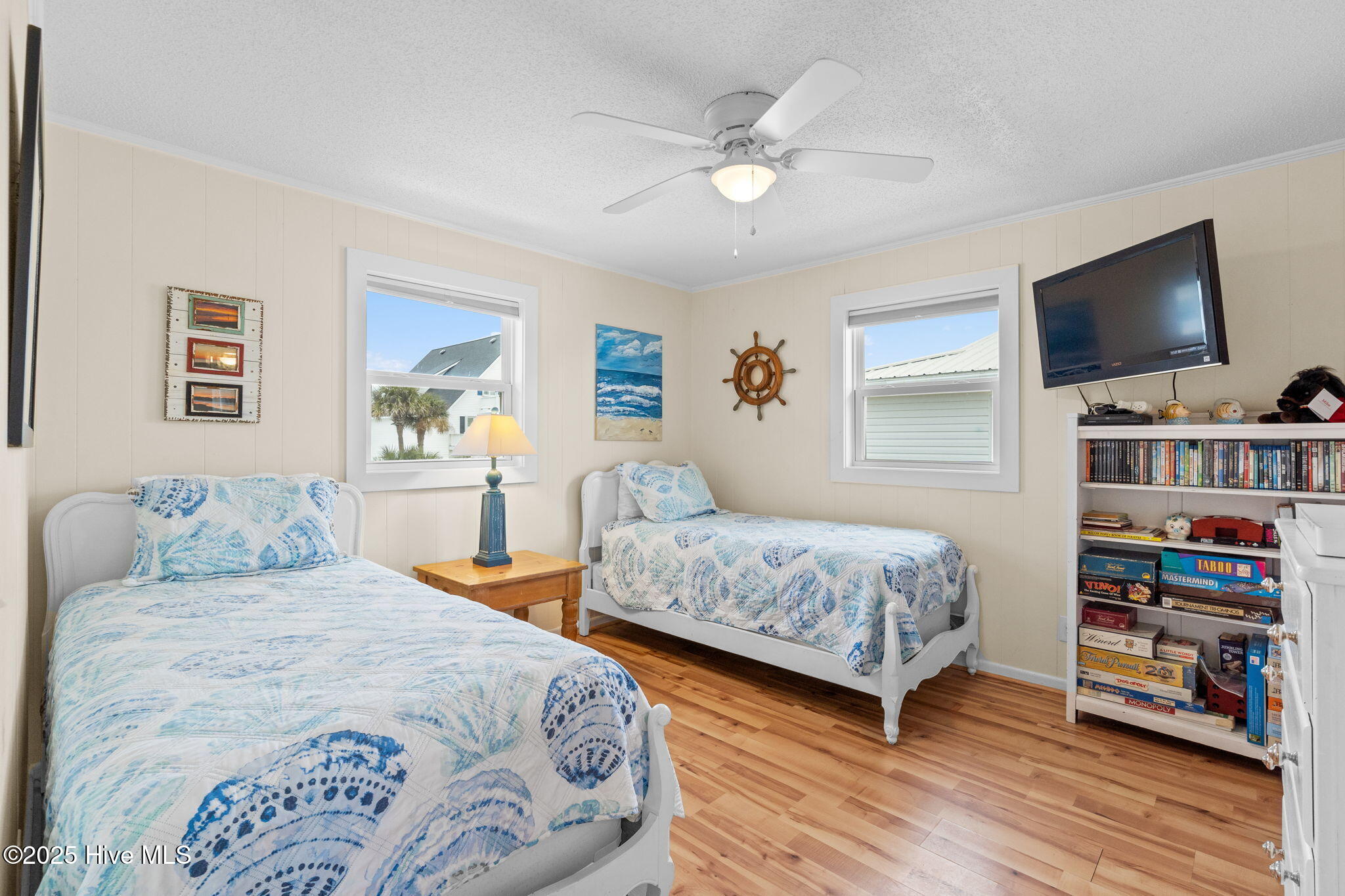 100544843 | Photo 23