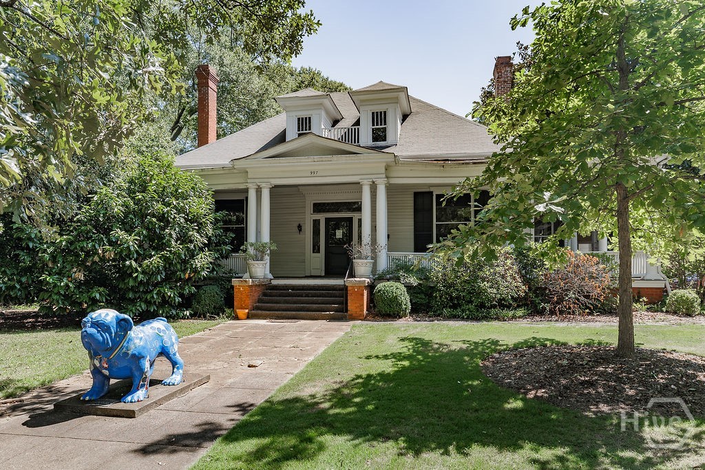 Property at 997 Milledge Avenue