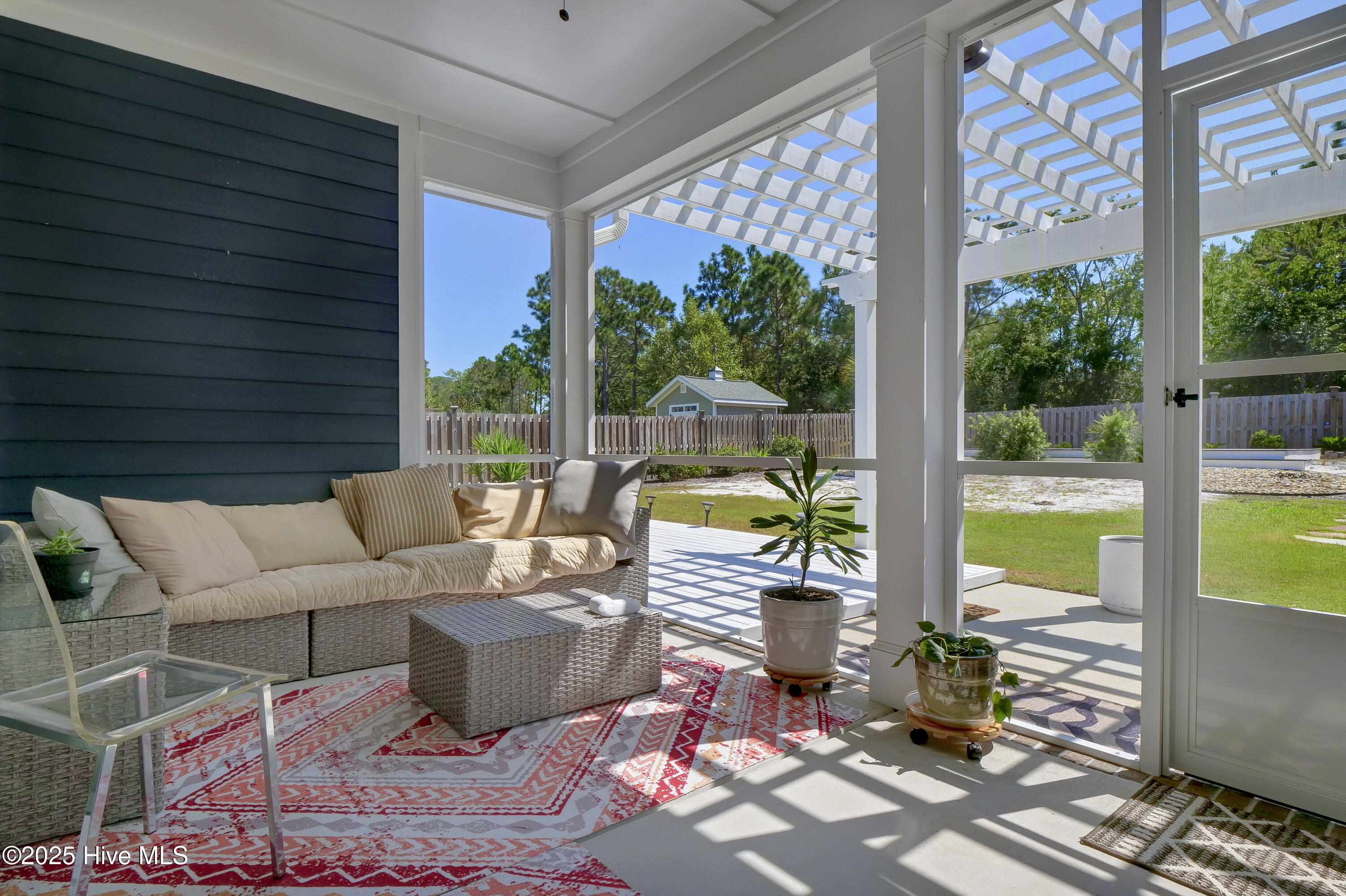 444 Yucca Lane, Wilmington, NC 28412 – photo 20: Large Screen Porch
