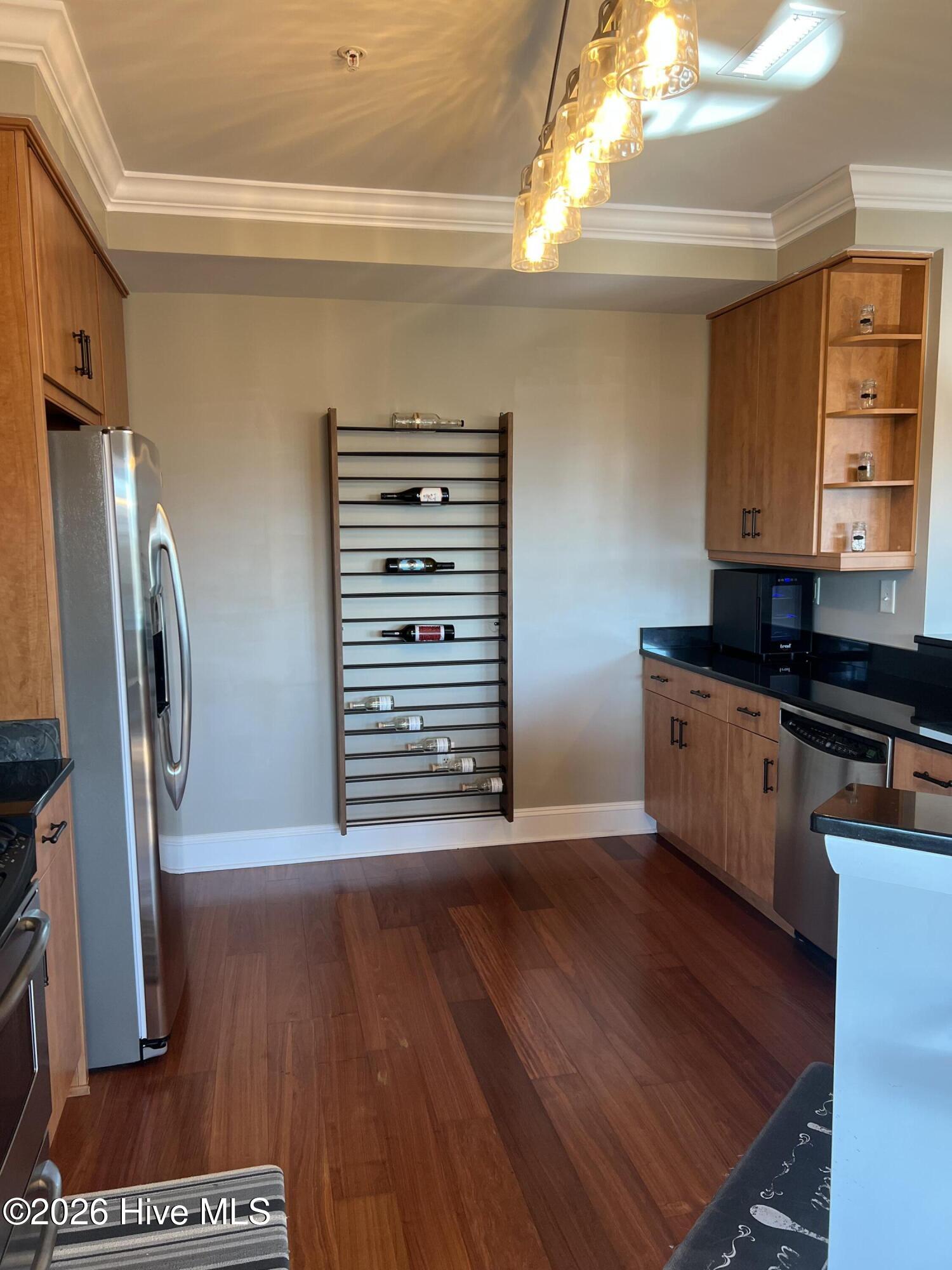 100565010 | Photo 16