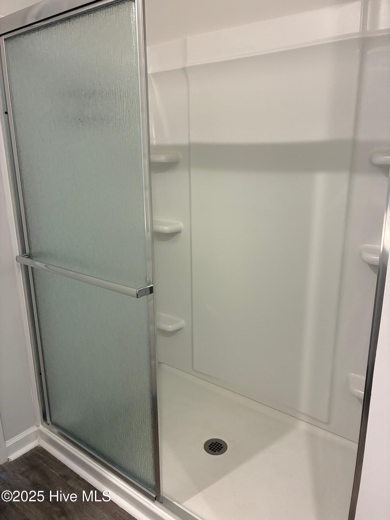 100543140 | Photo 17