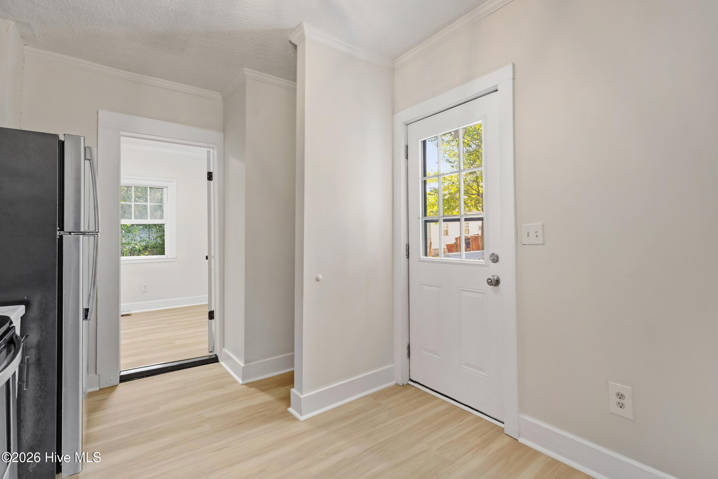 100566202 | Photo 10