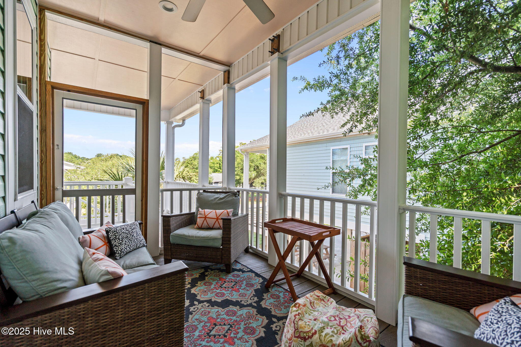 100521315 | Photo 12