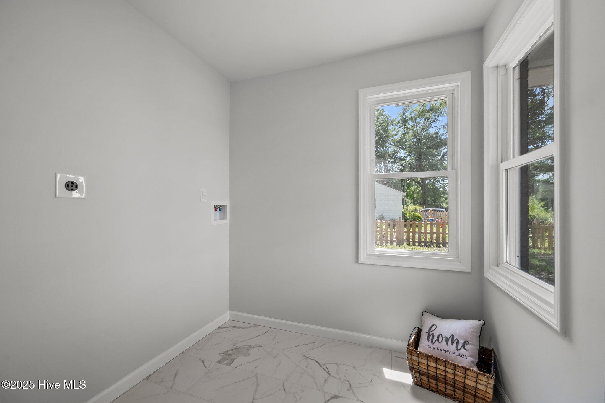 100544808 | Photo 34