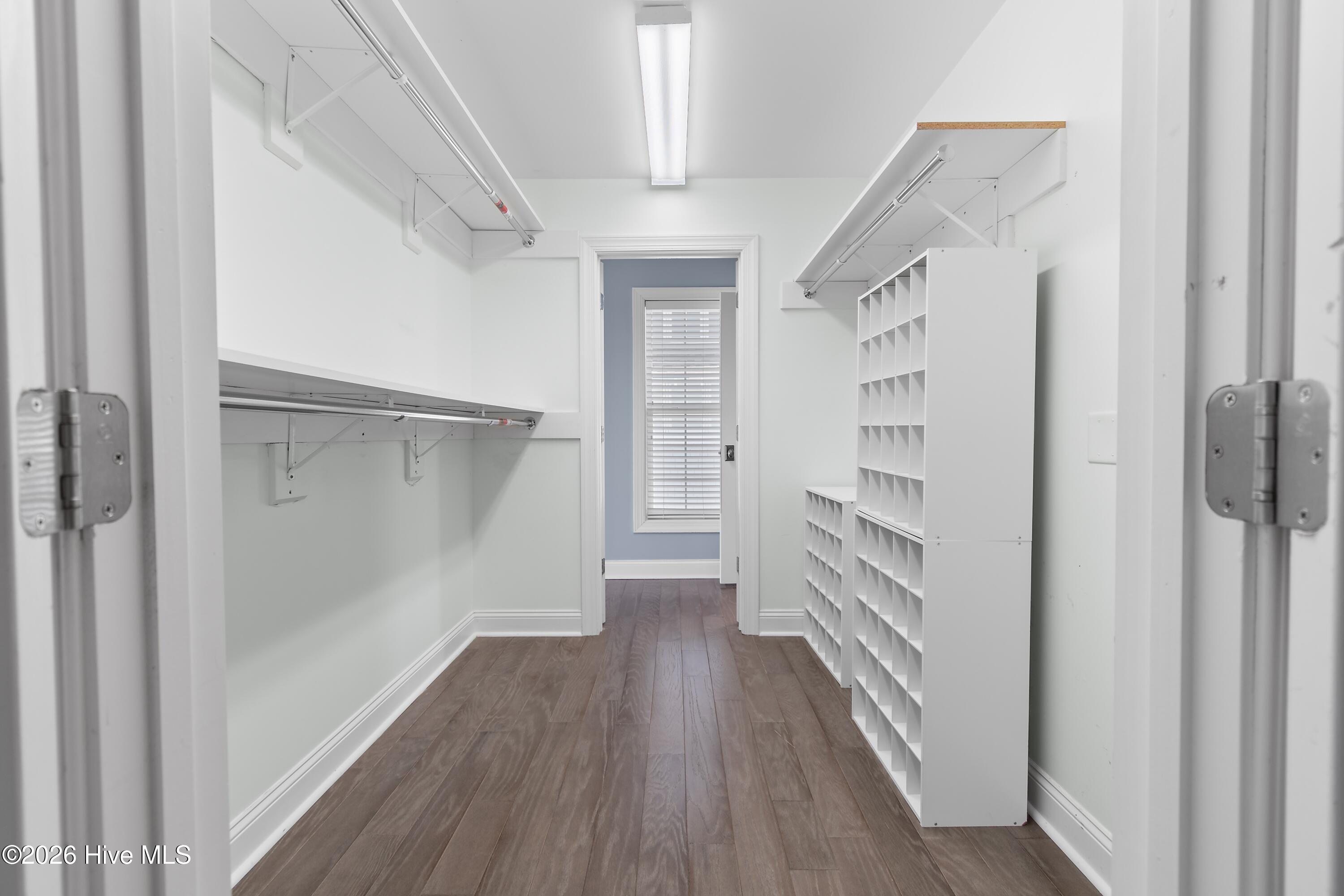 100566574 | Photo 28