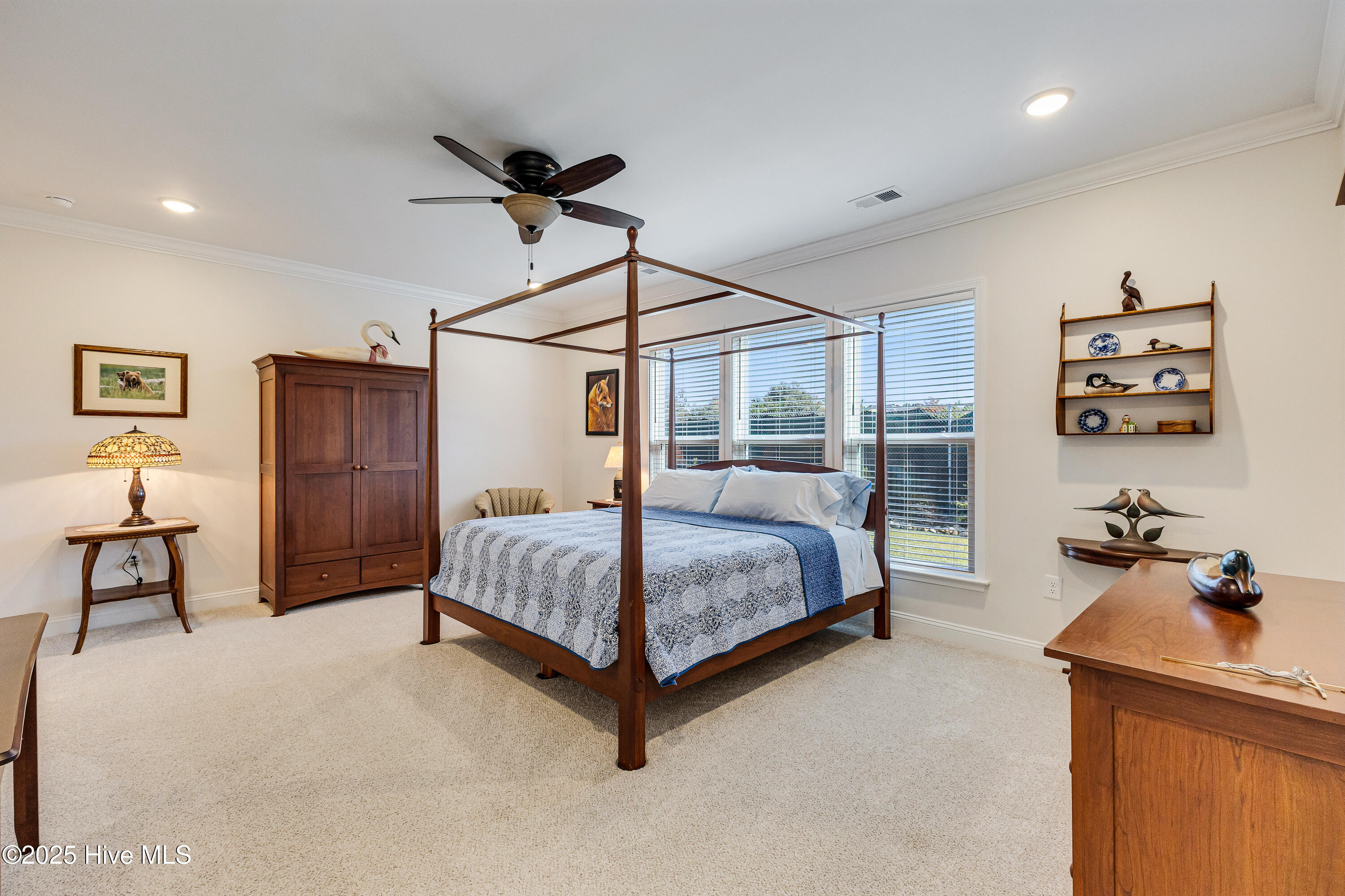 100544434 | Photo 24