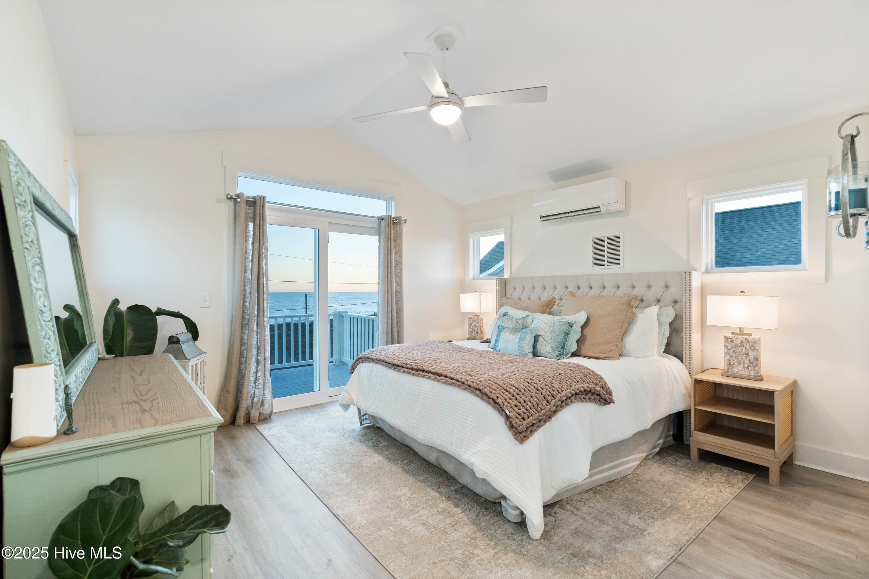 100540590 | Photo 40