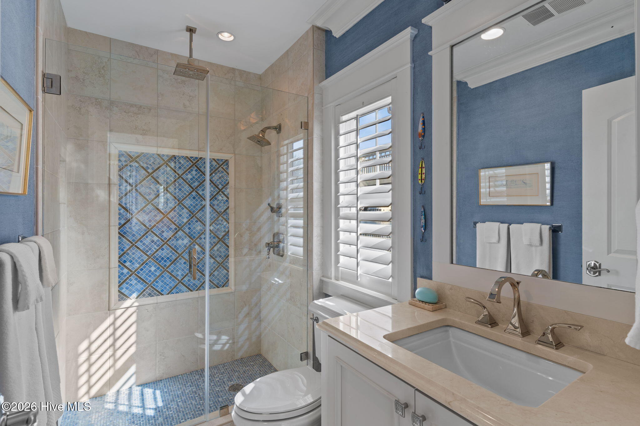 100554777 | Photo 66