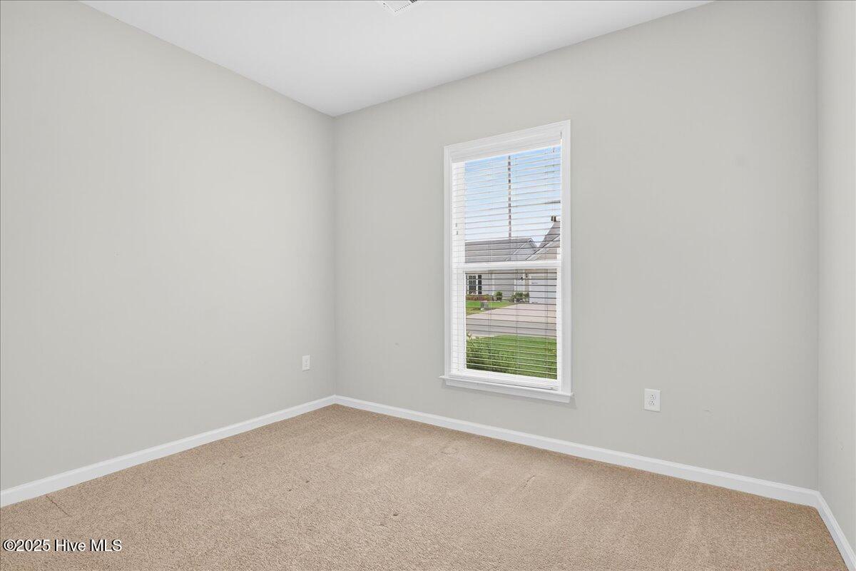 100522416 | Photo 47