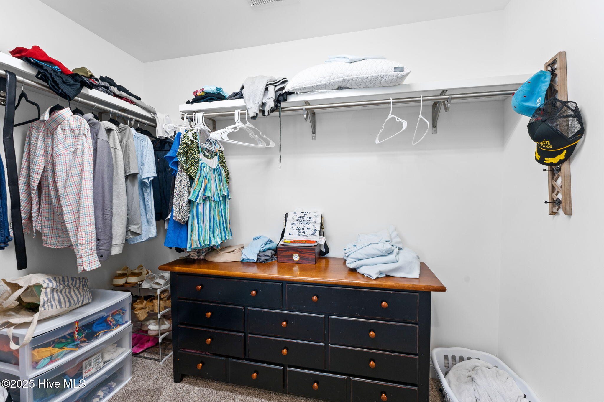 100532717 | Photo 36