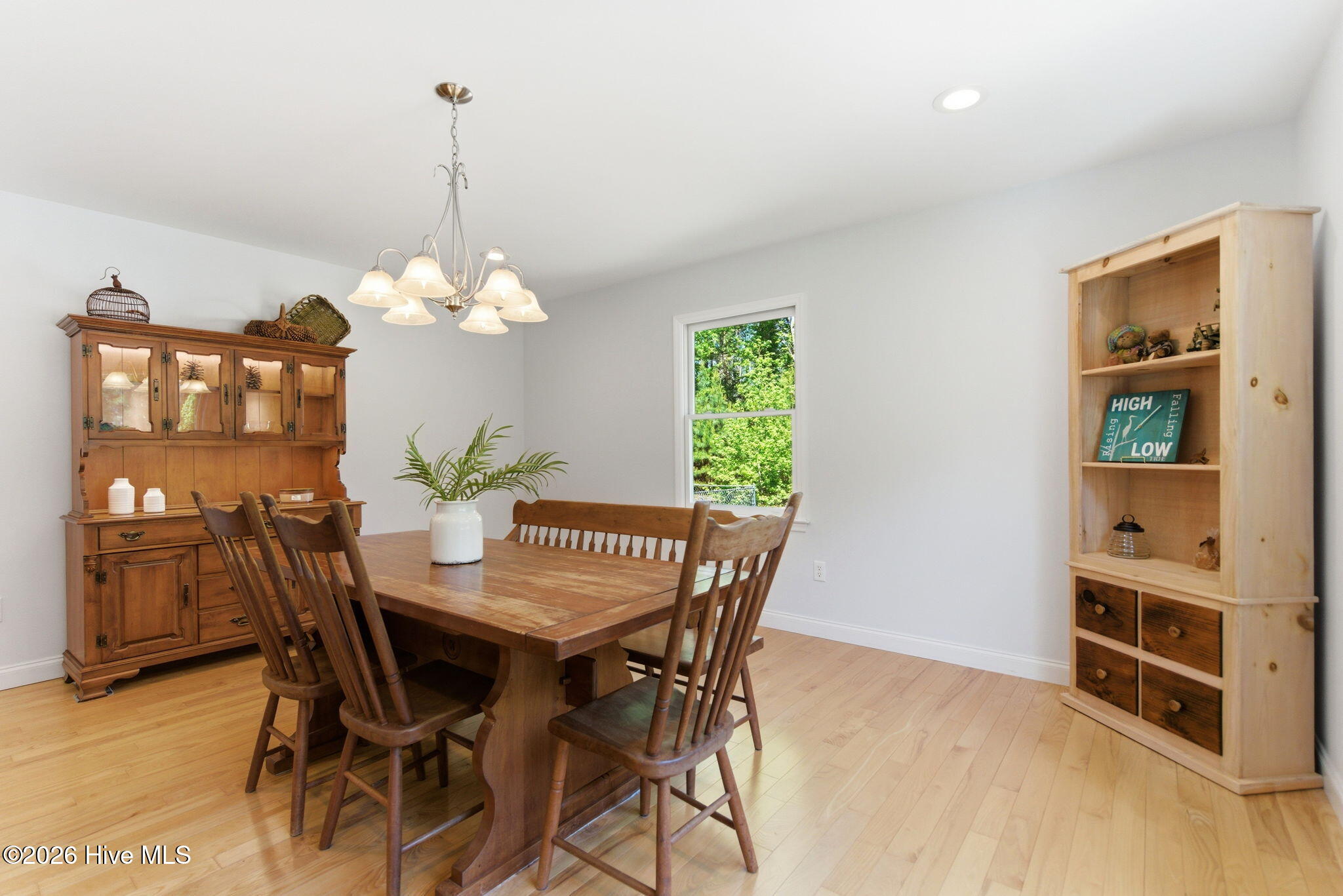 100569907 | Photo 13