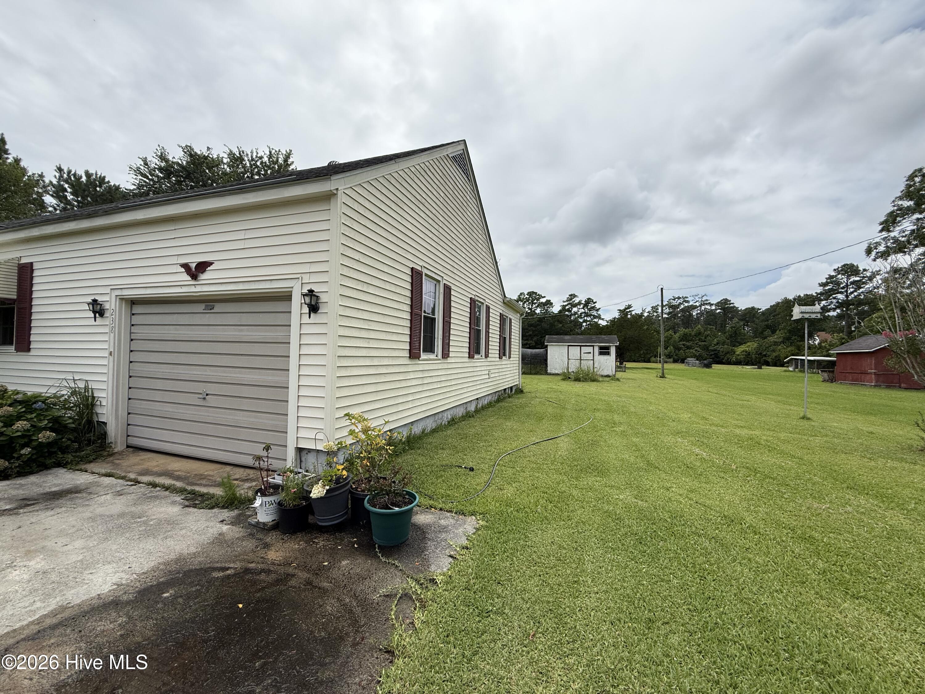 238 Old Nassau Road,Williston