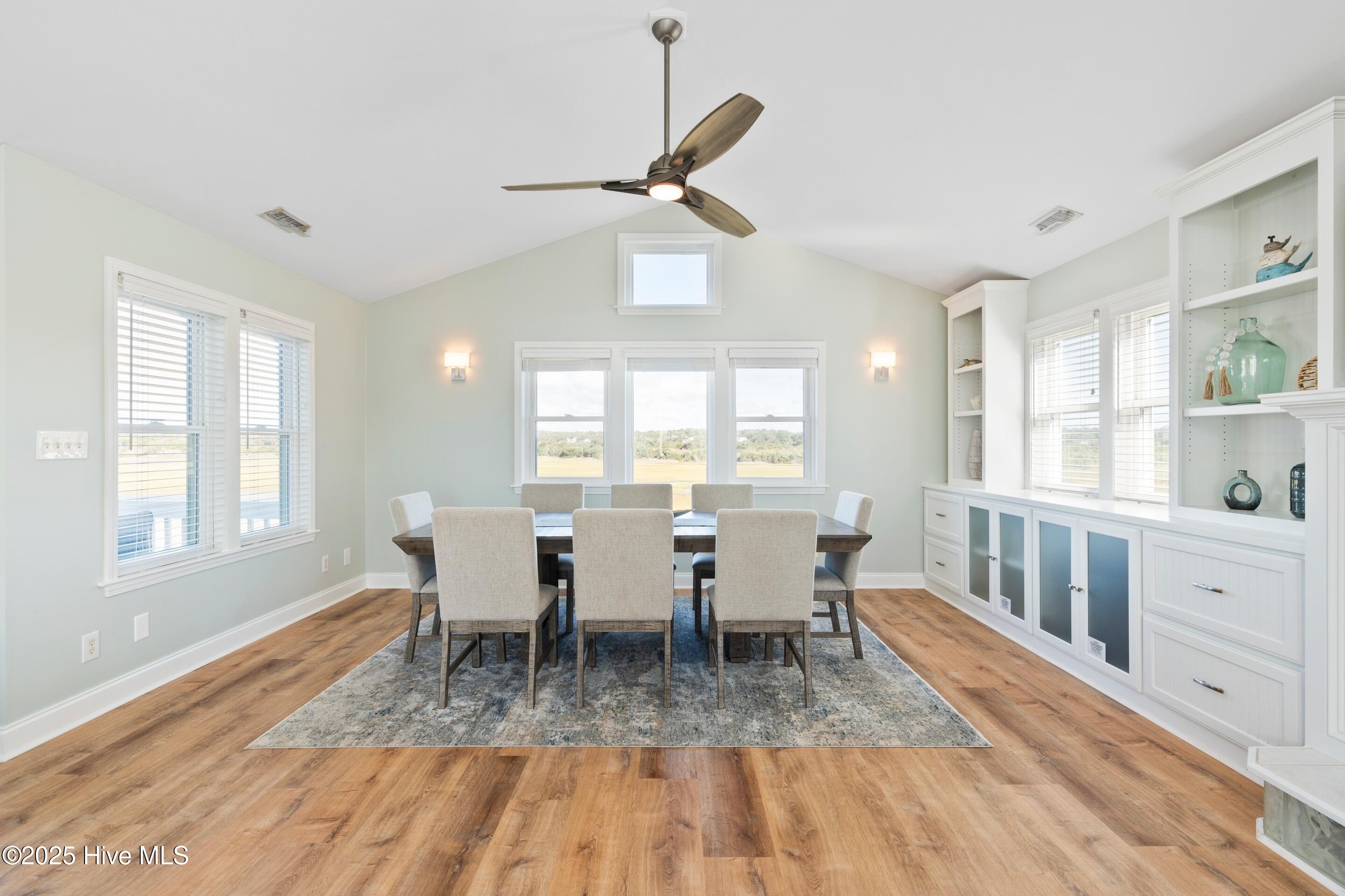 100536770 | Photo 10