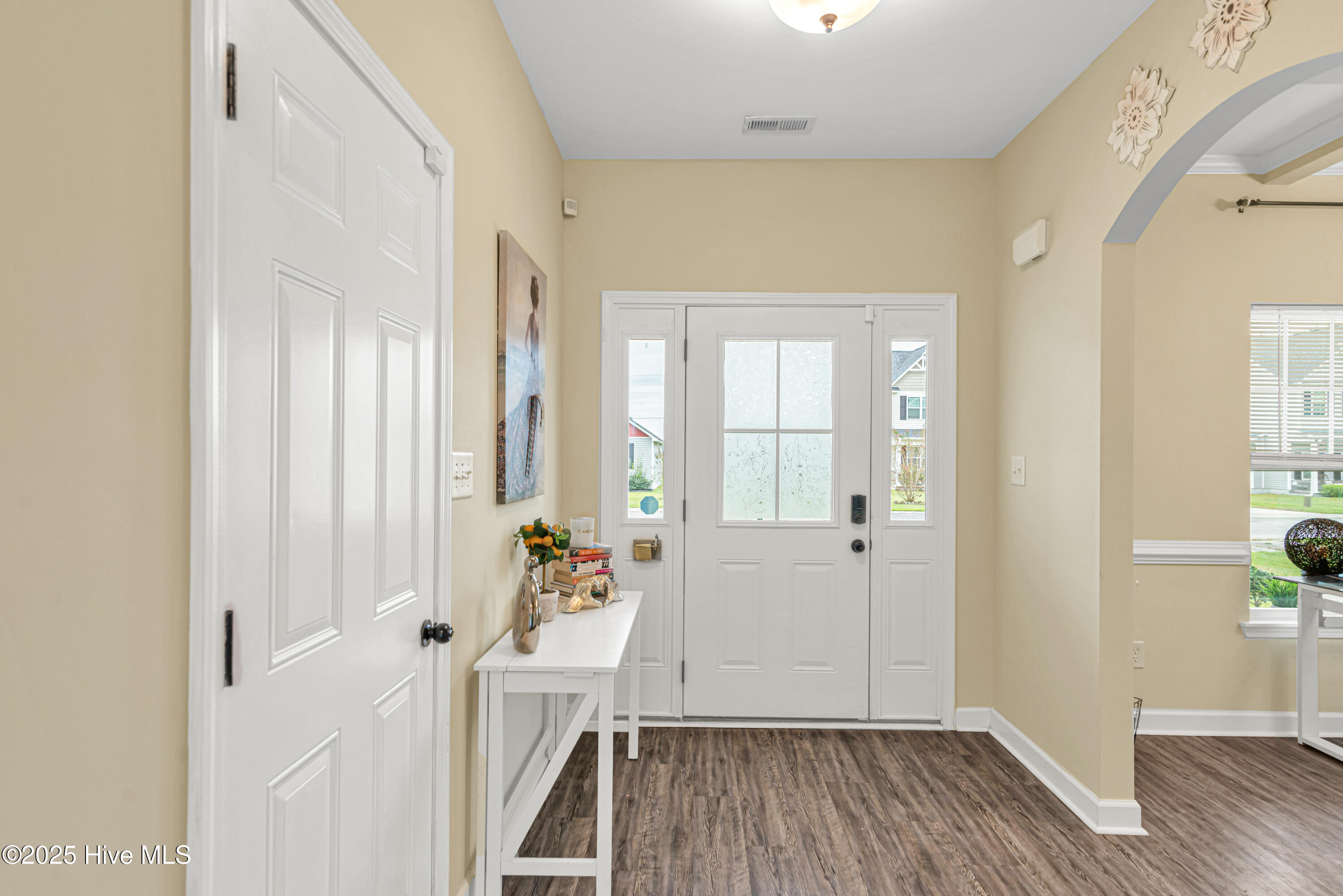 100556038 | Photo 25