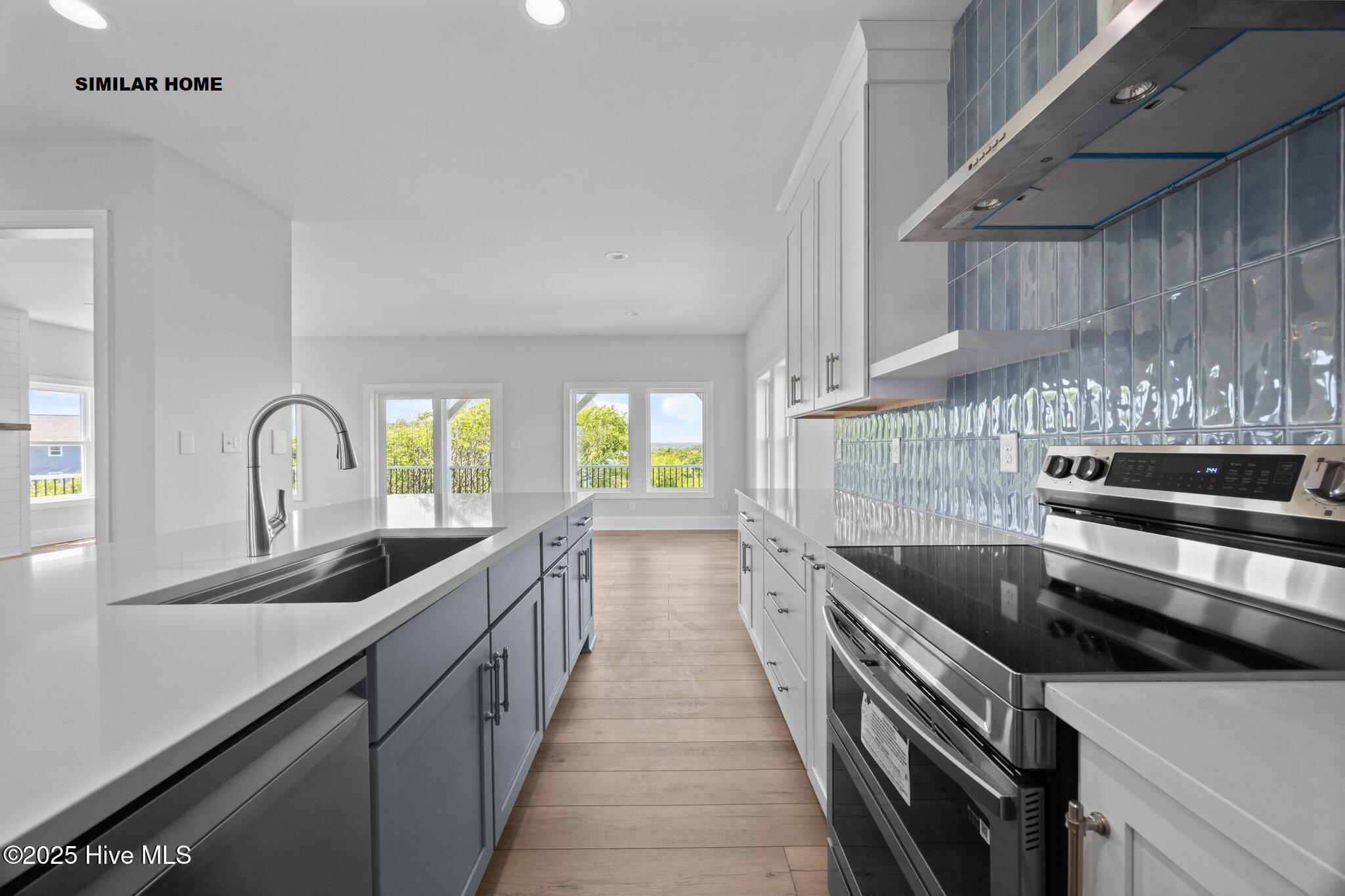 100551707 | Photo 25