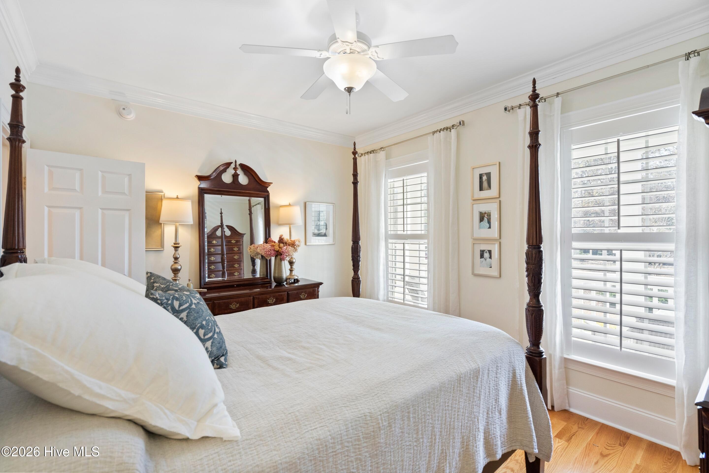 100549669 | Photo 40