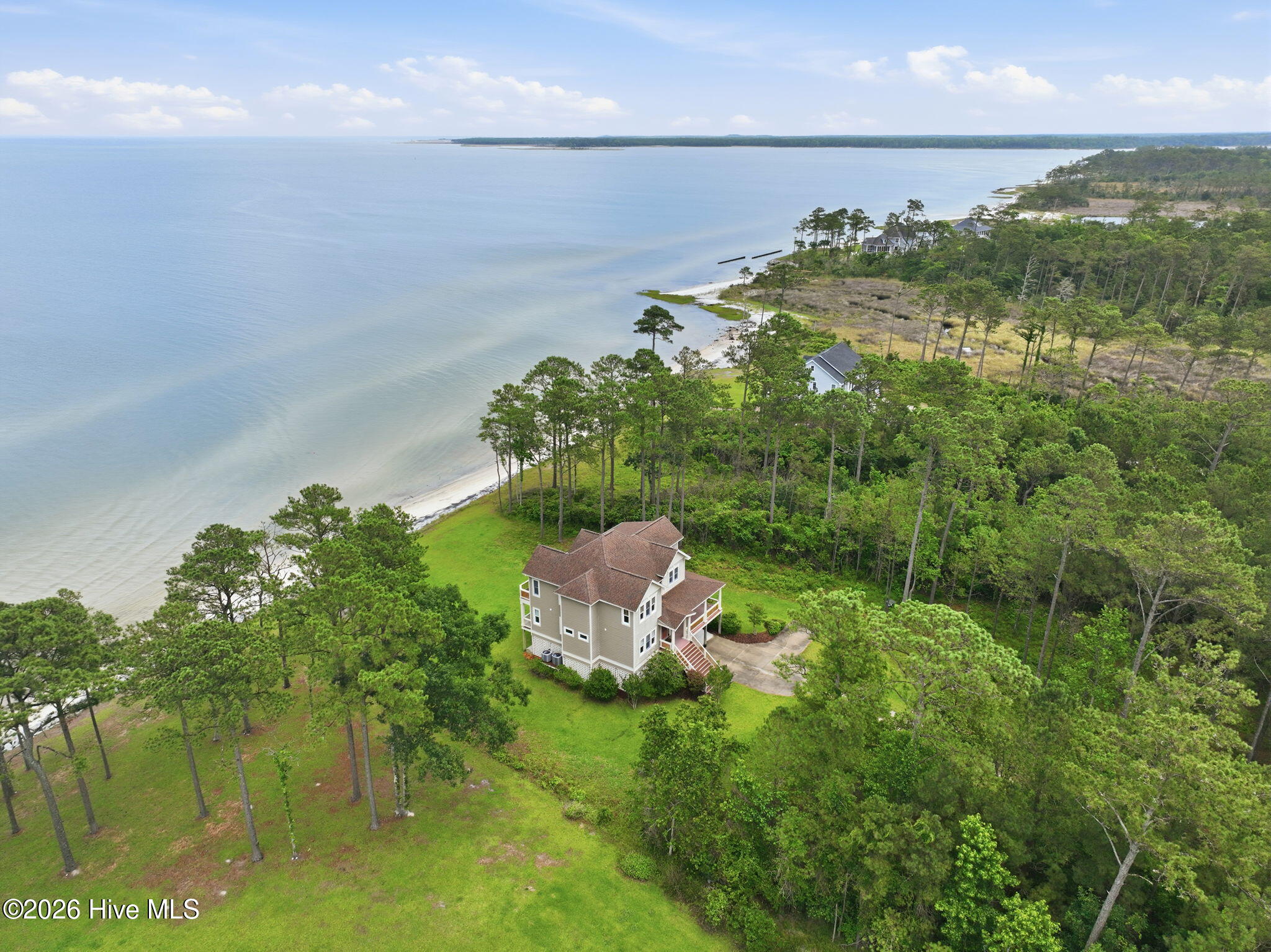 14-web-or-mls-486 Sandy Point Dr 014