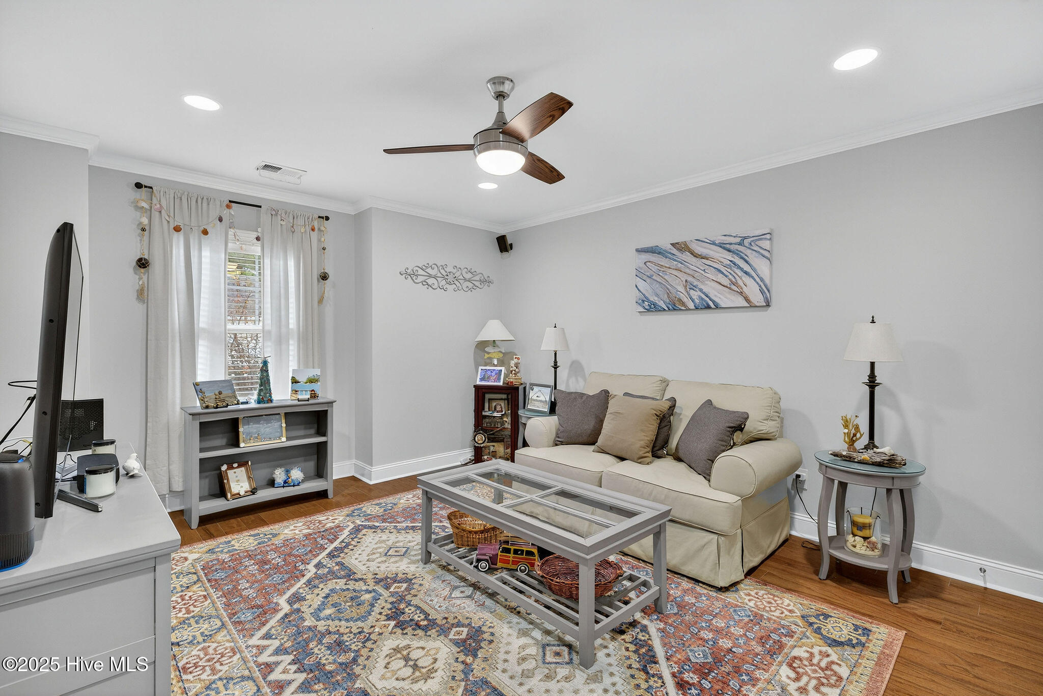 100538895 | Photo 27