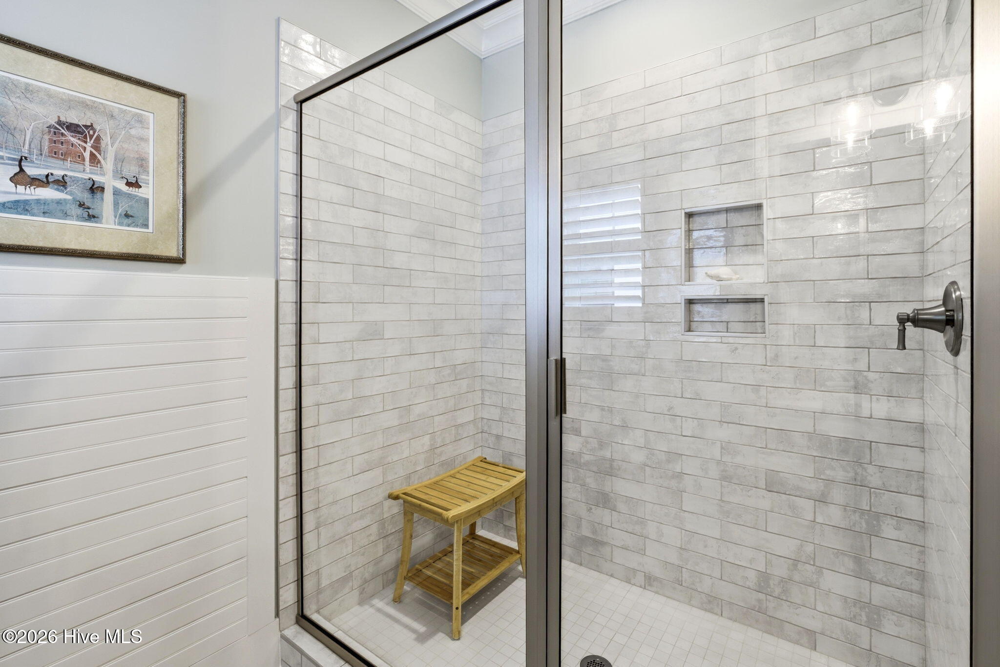 100562924 | Photo 23