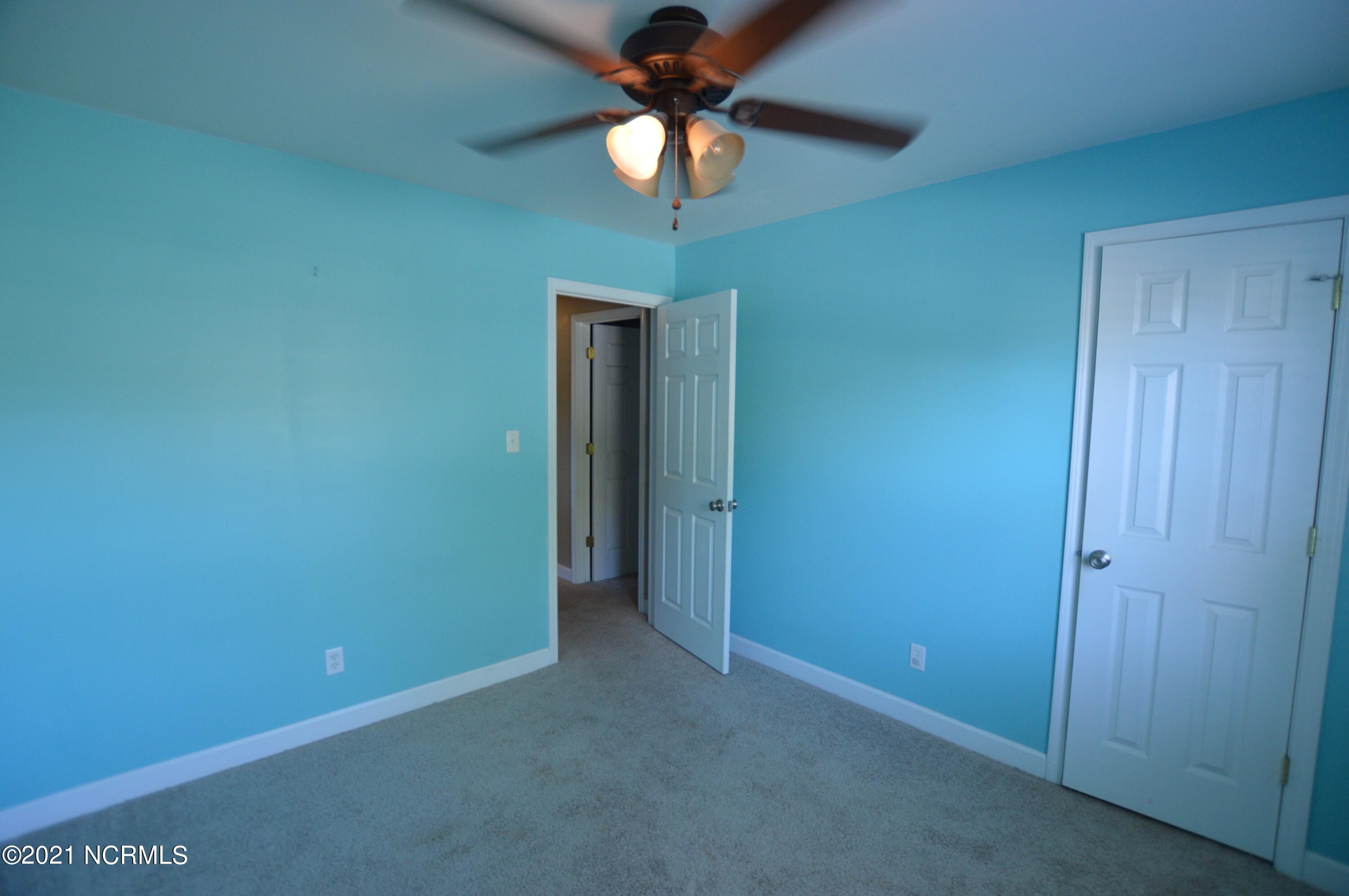 100562914 | Photo 22