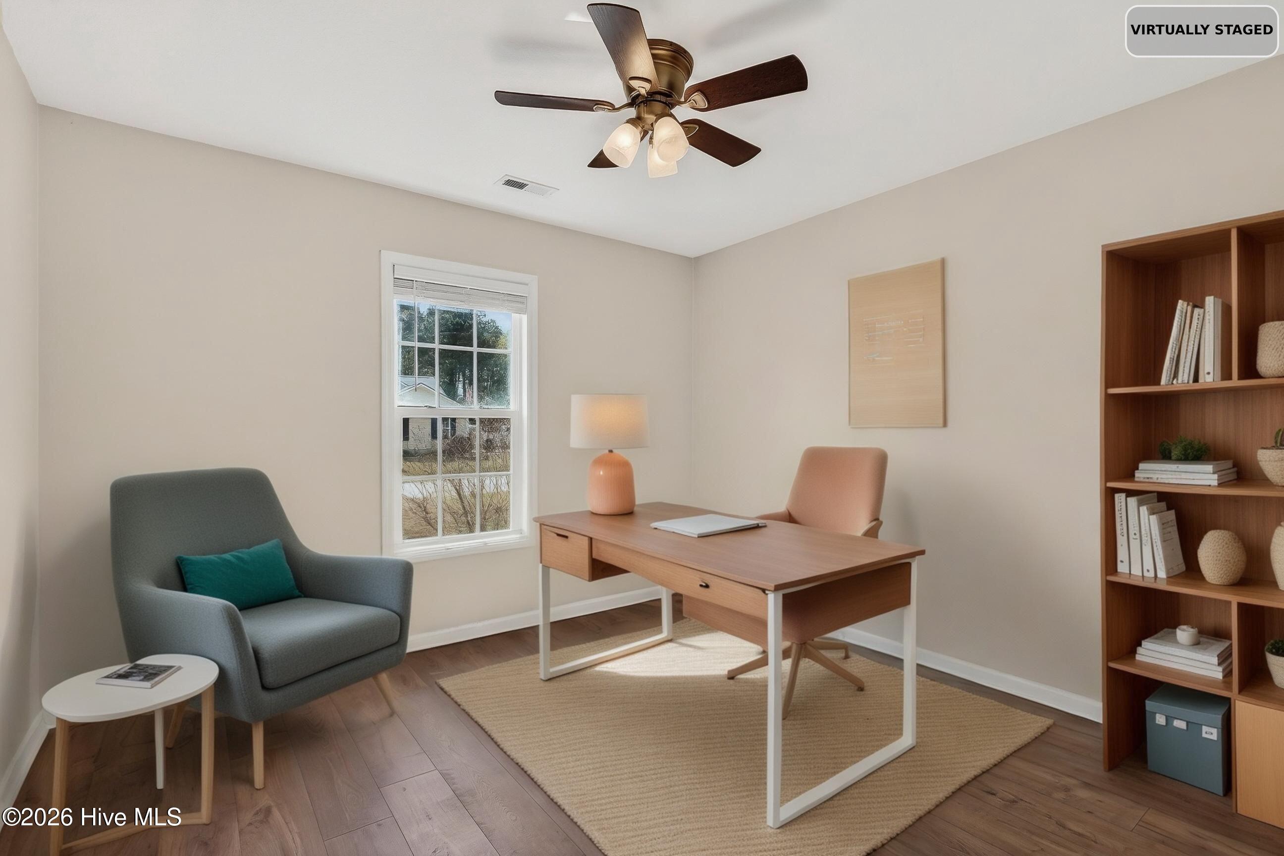 100563999 | Photo 24