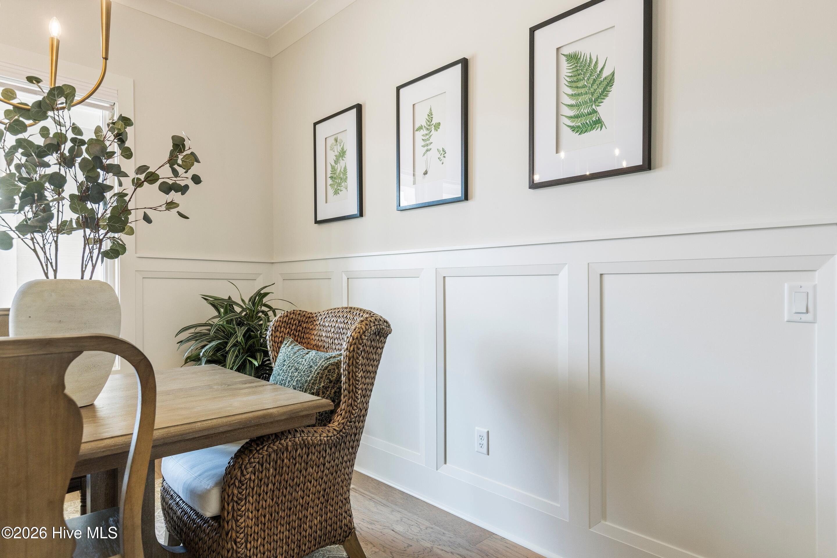 100546830 | Photo 12