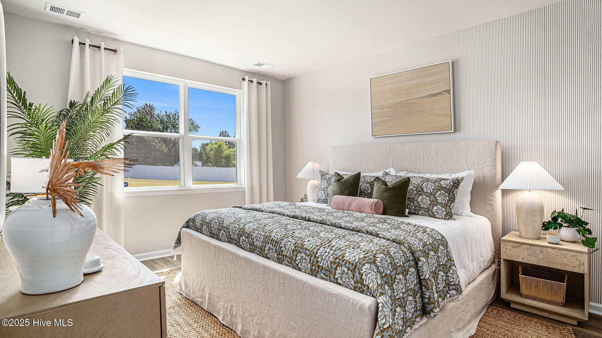 100555326 | Photo 15