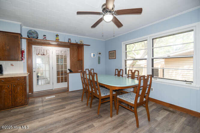 100528759 | Photo 12