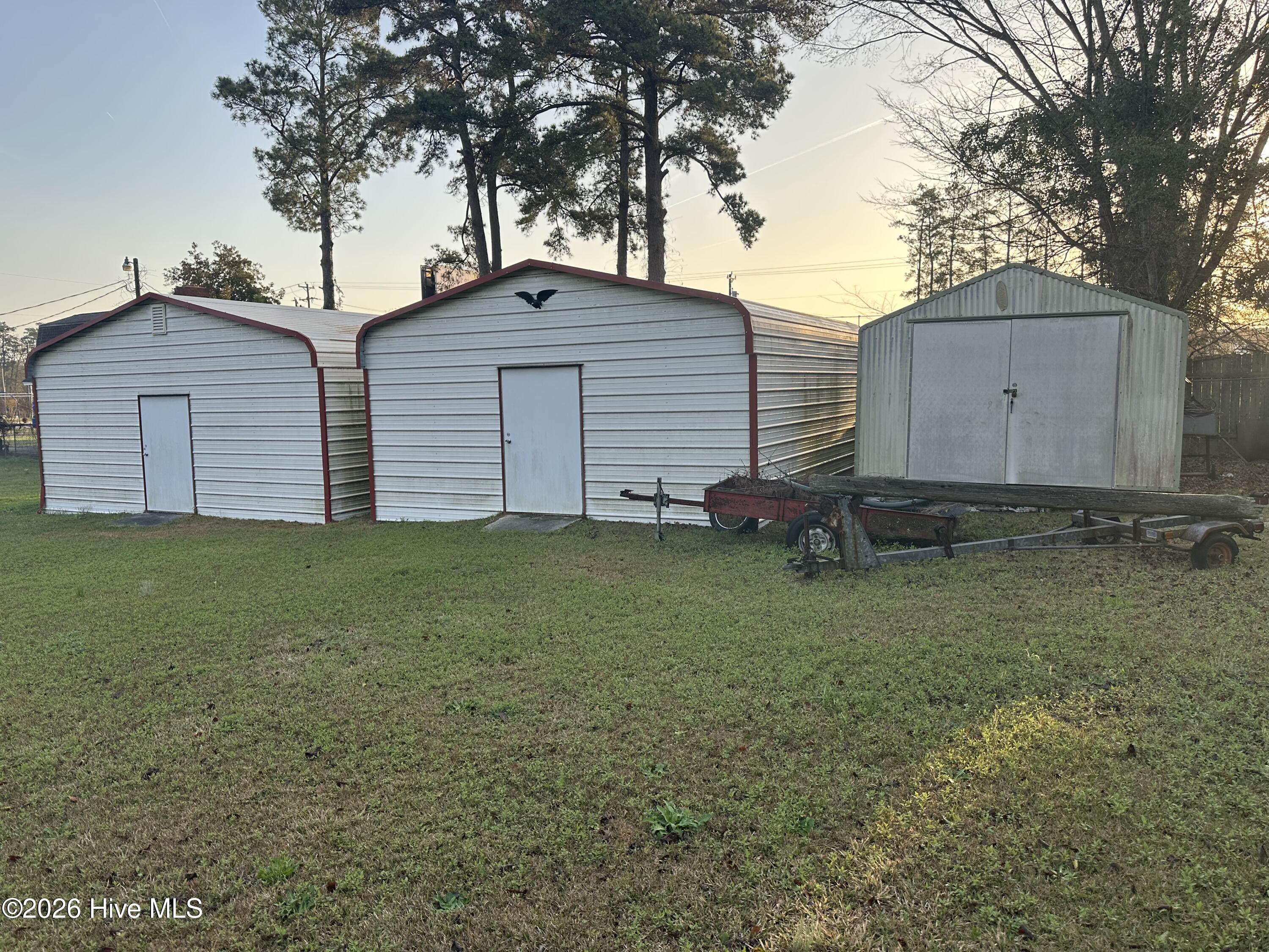 100564041 | Photo 14