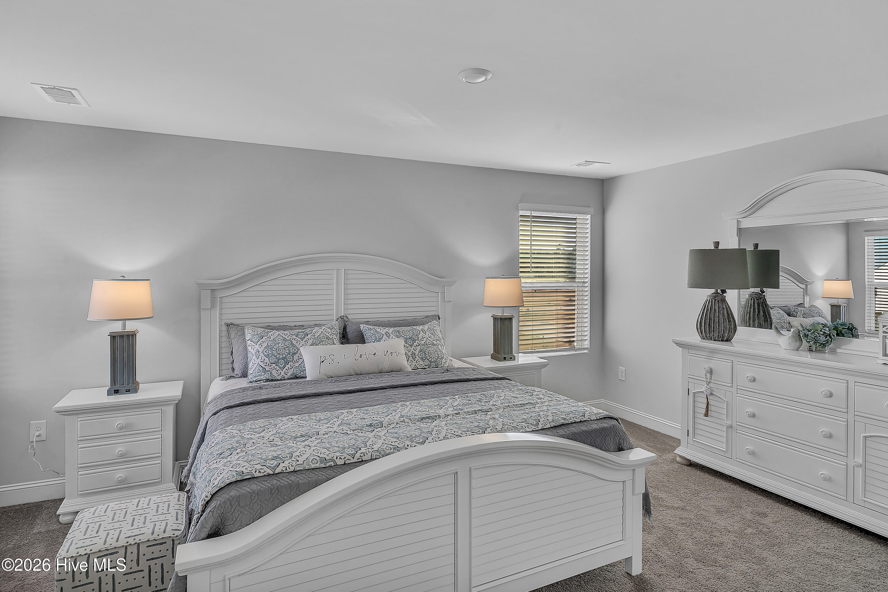 100557656 | Photo 13