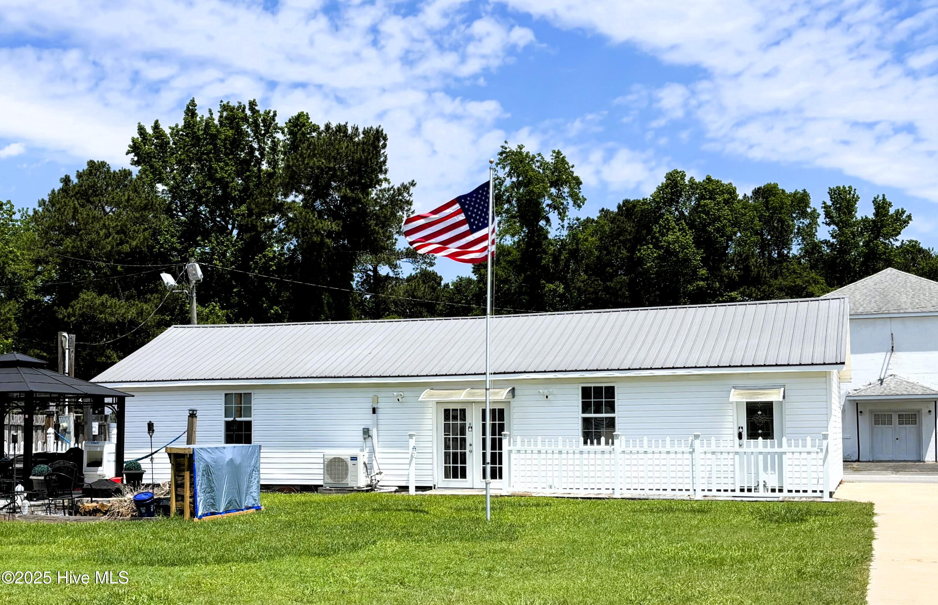160 Kinston Highway,Richlands