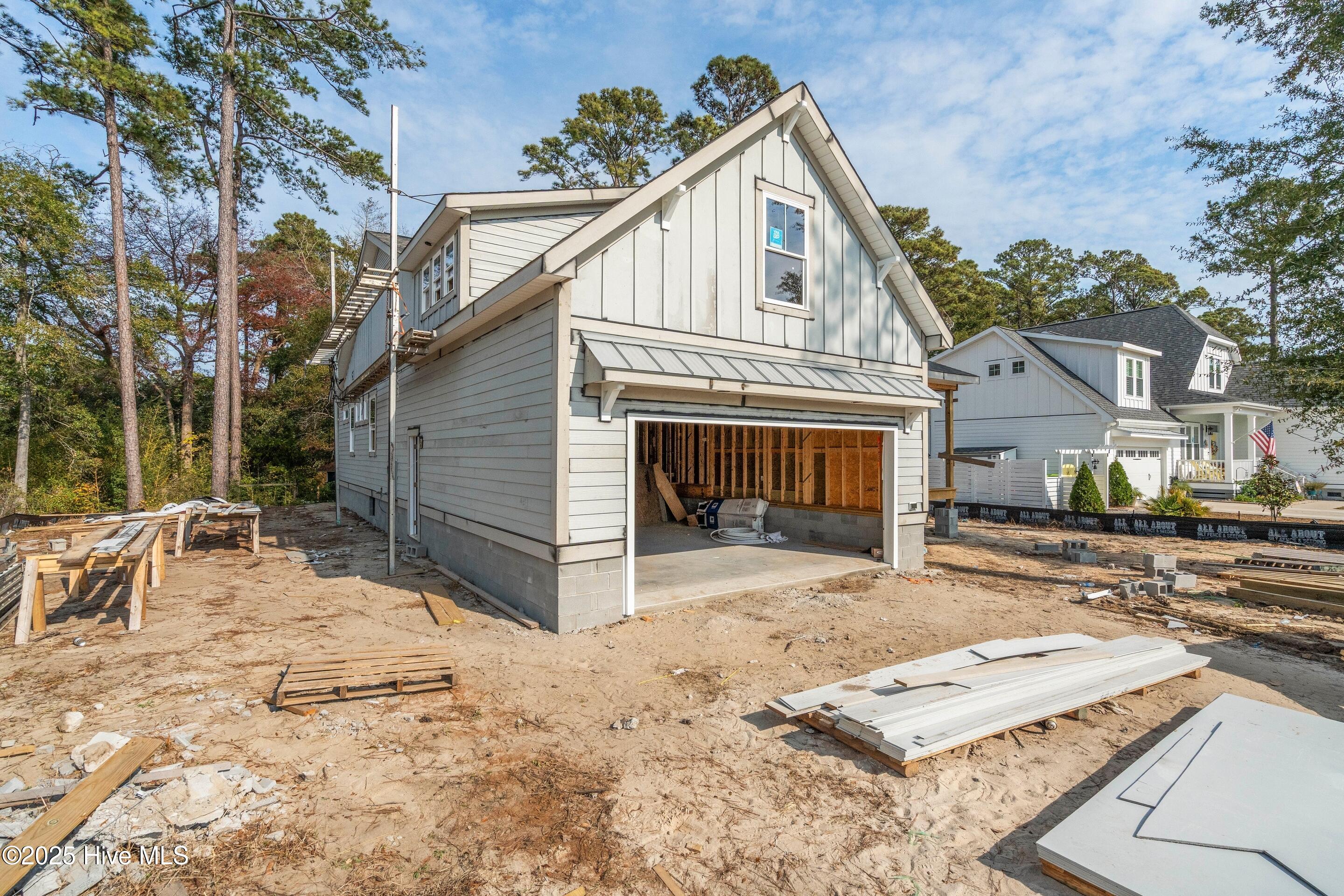 100543070 | Photo 14