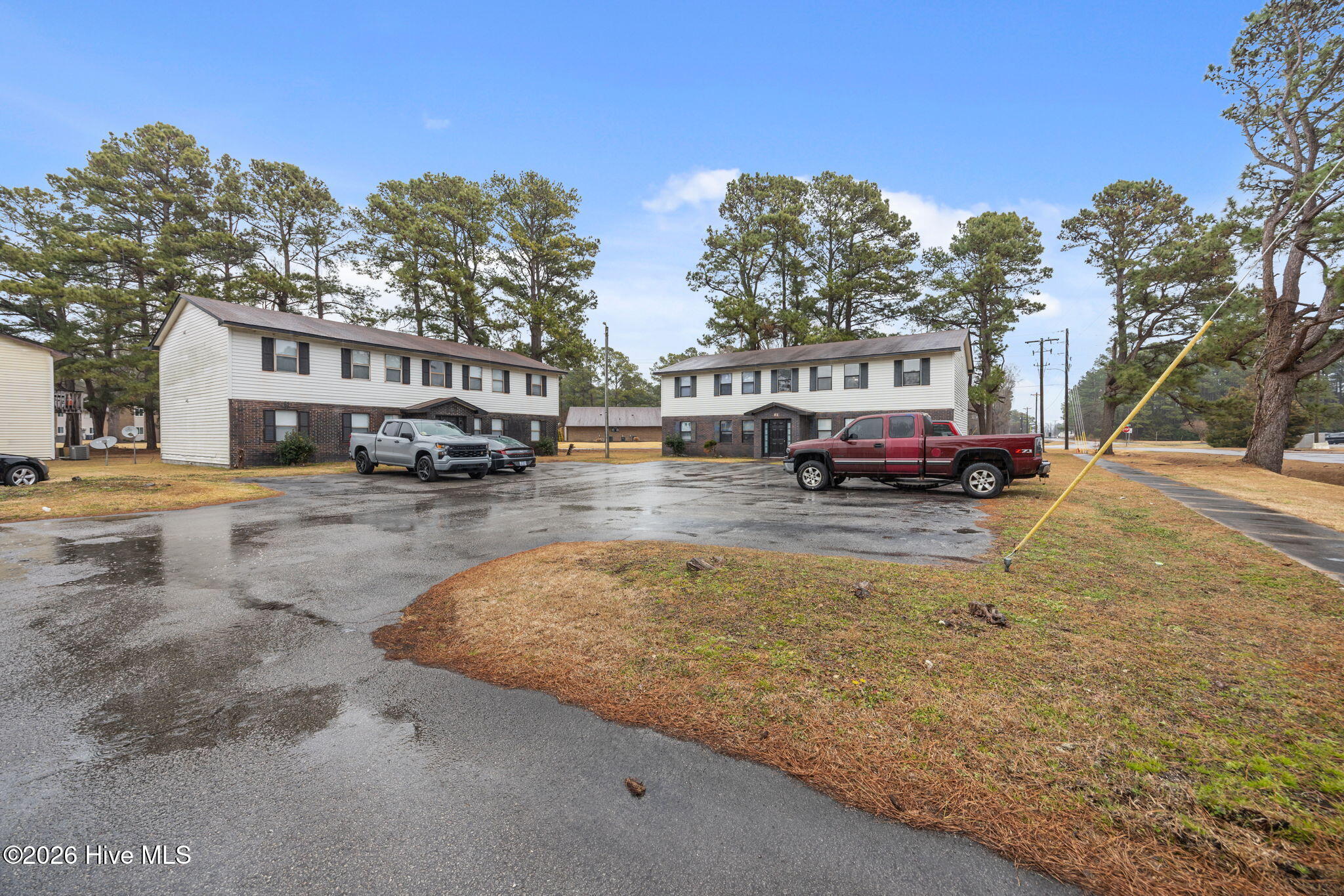 100540197 | Photo 16