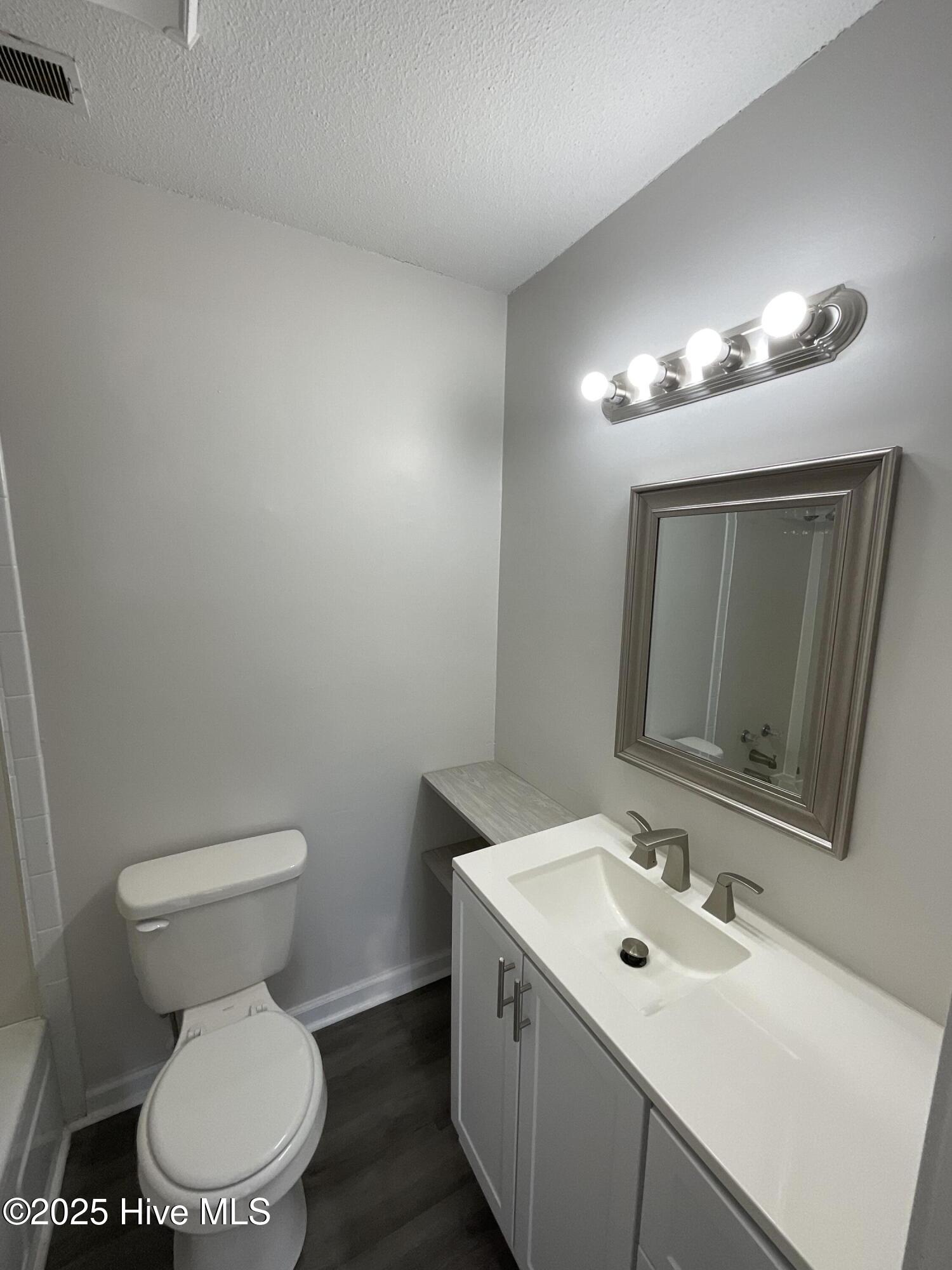 100514592 | Photo 10