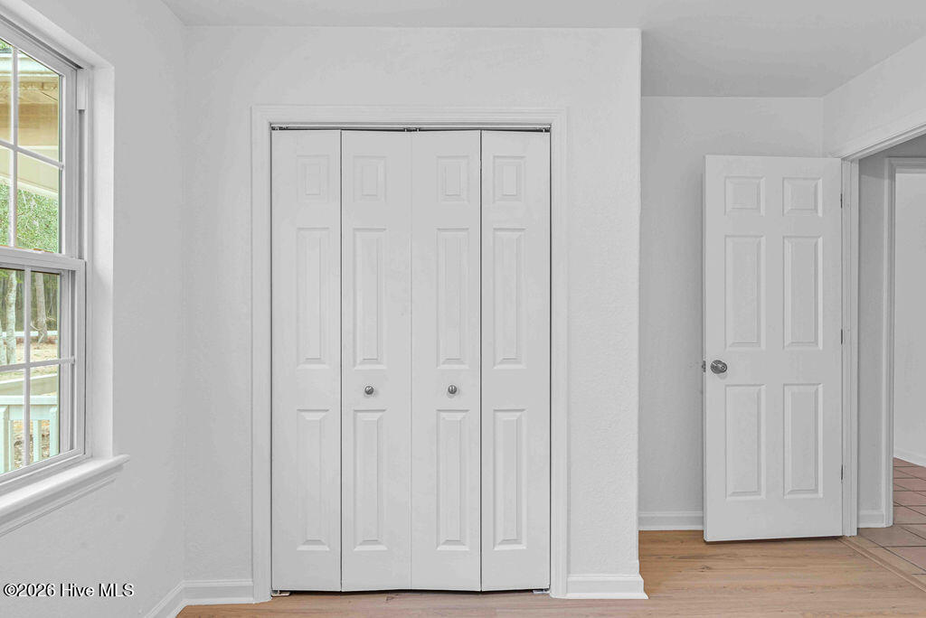 100557363 | Photo 28