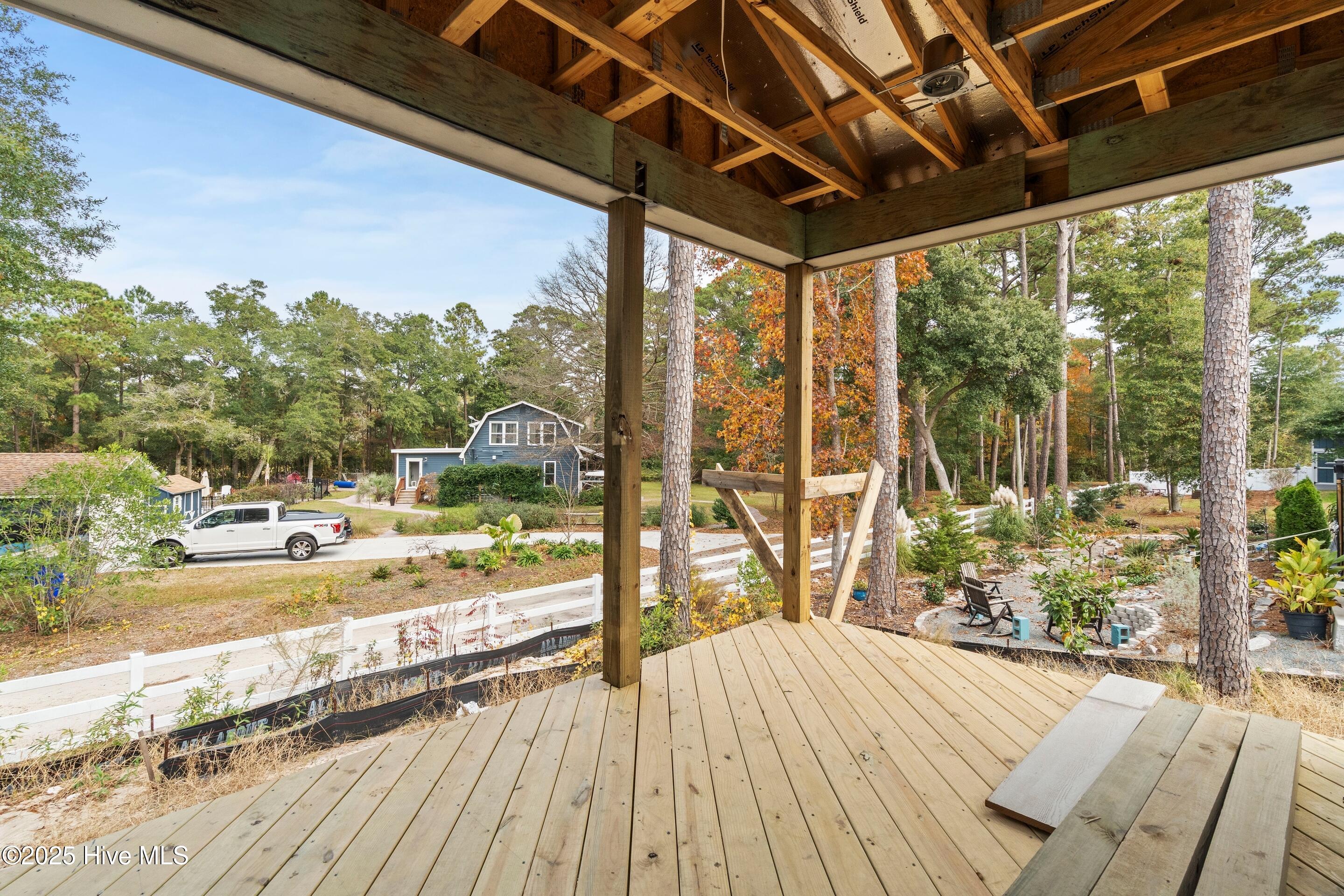 100543070 | Photo 48