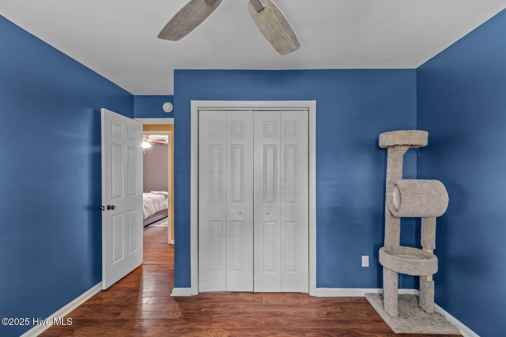 100522484 | Photo 35