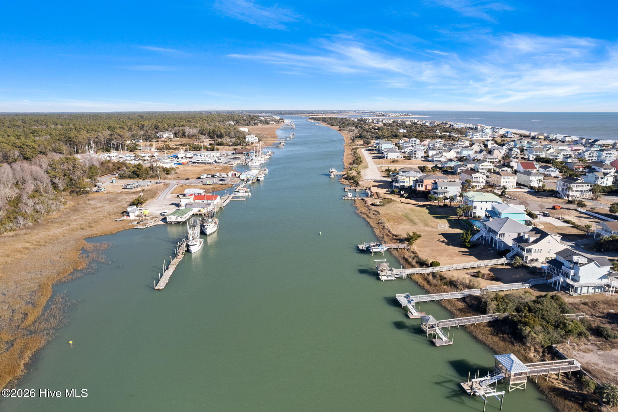 100559689 | Photo 44