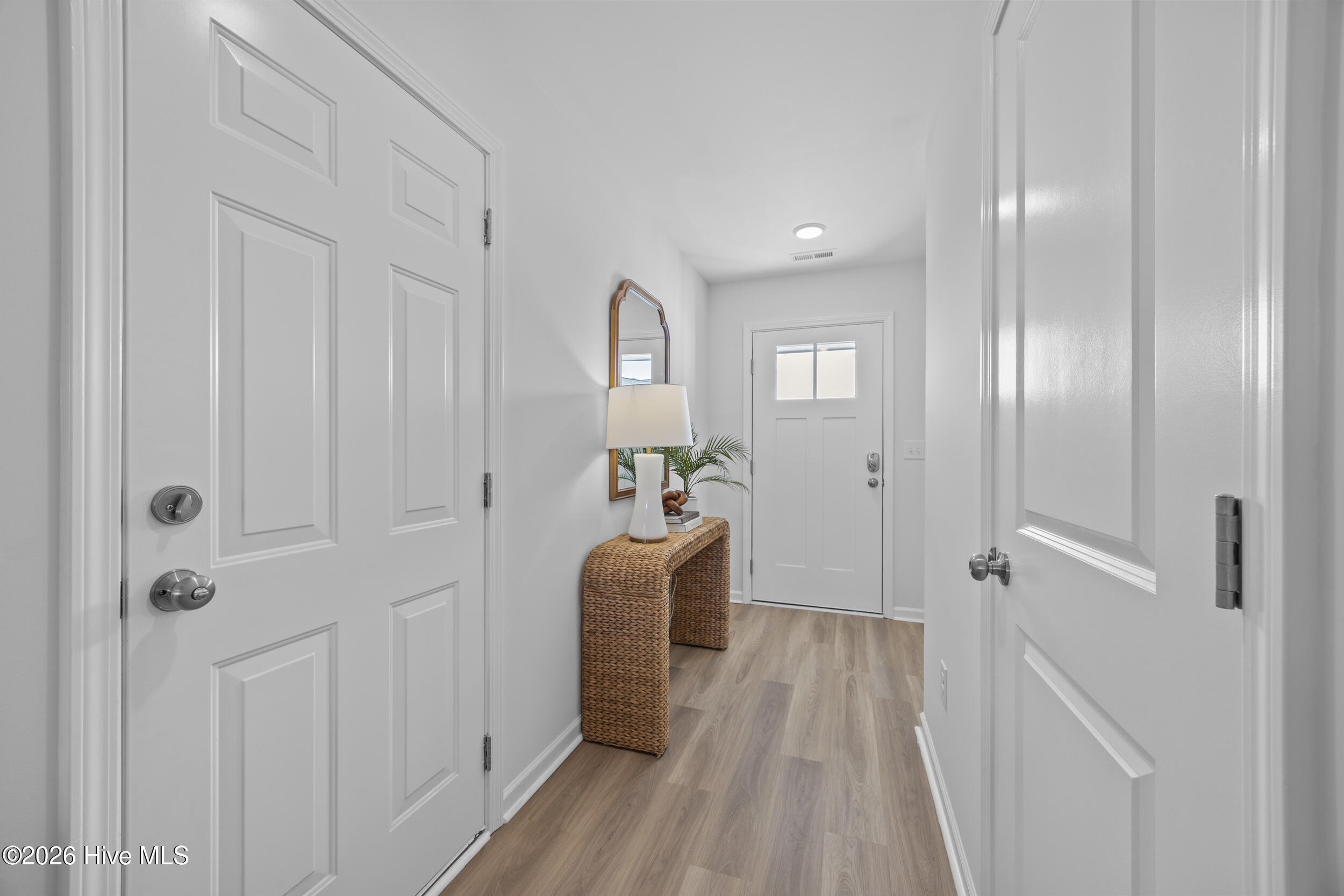 16 W Pioneer Way 130, Hampstead, NC 28443 – photo 10: 9_foyer