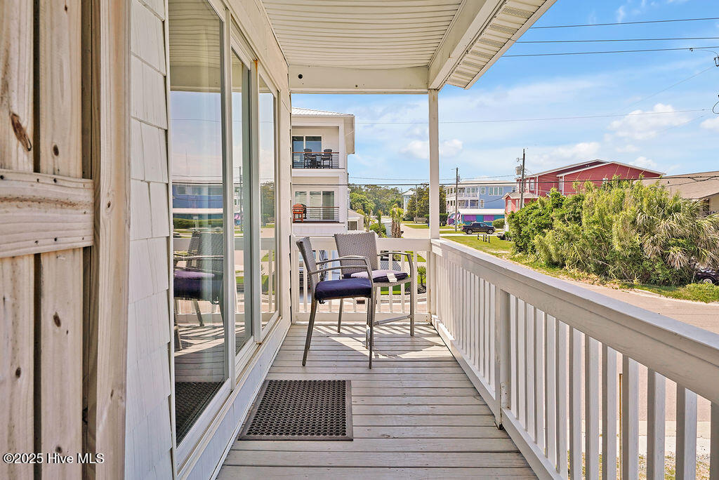 100544569 | Photo 24