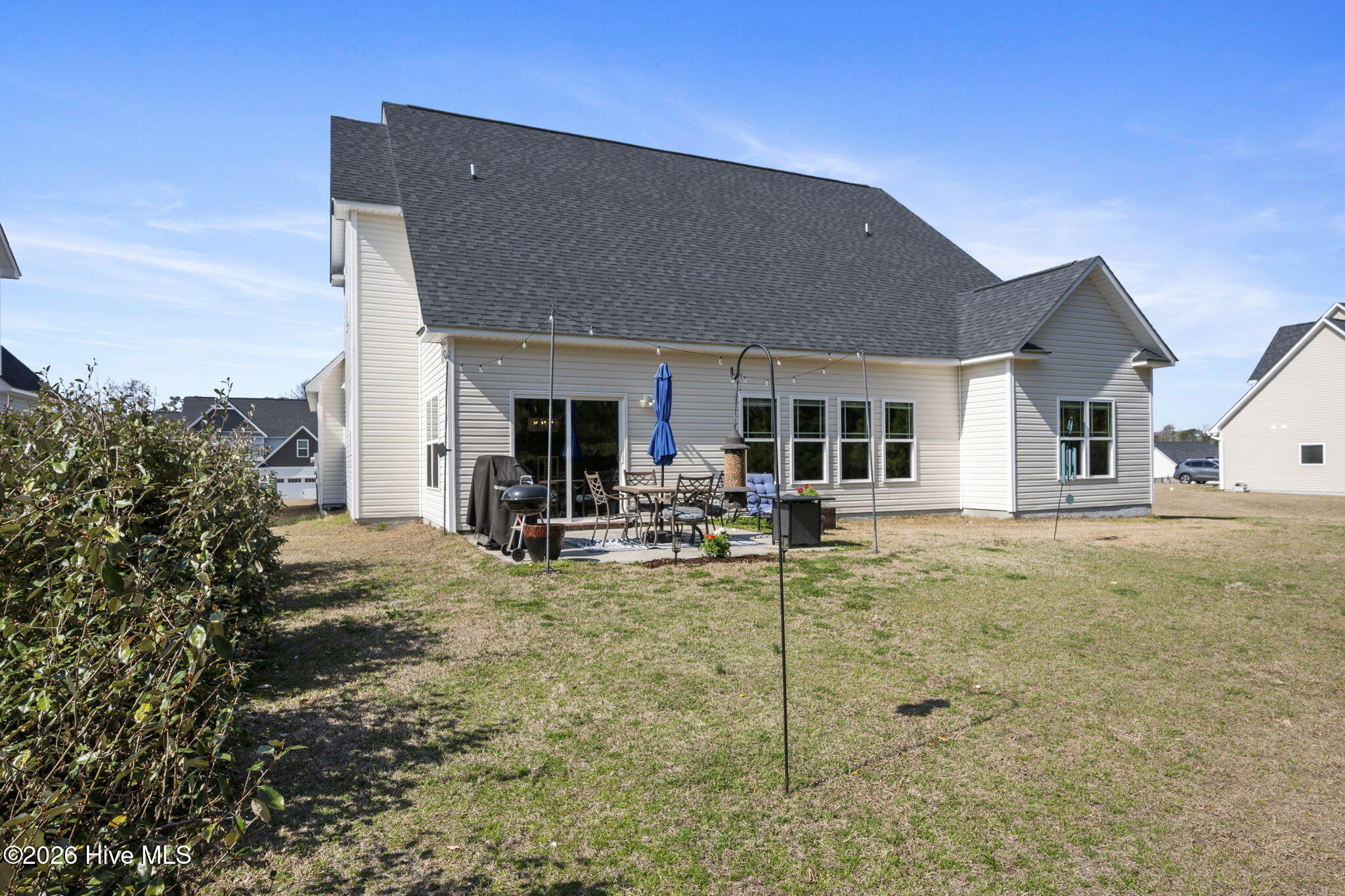 100558397 | Photo 35