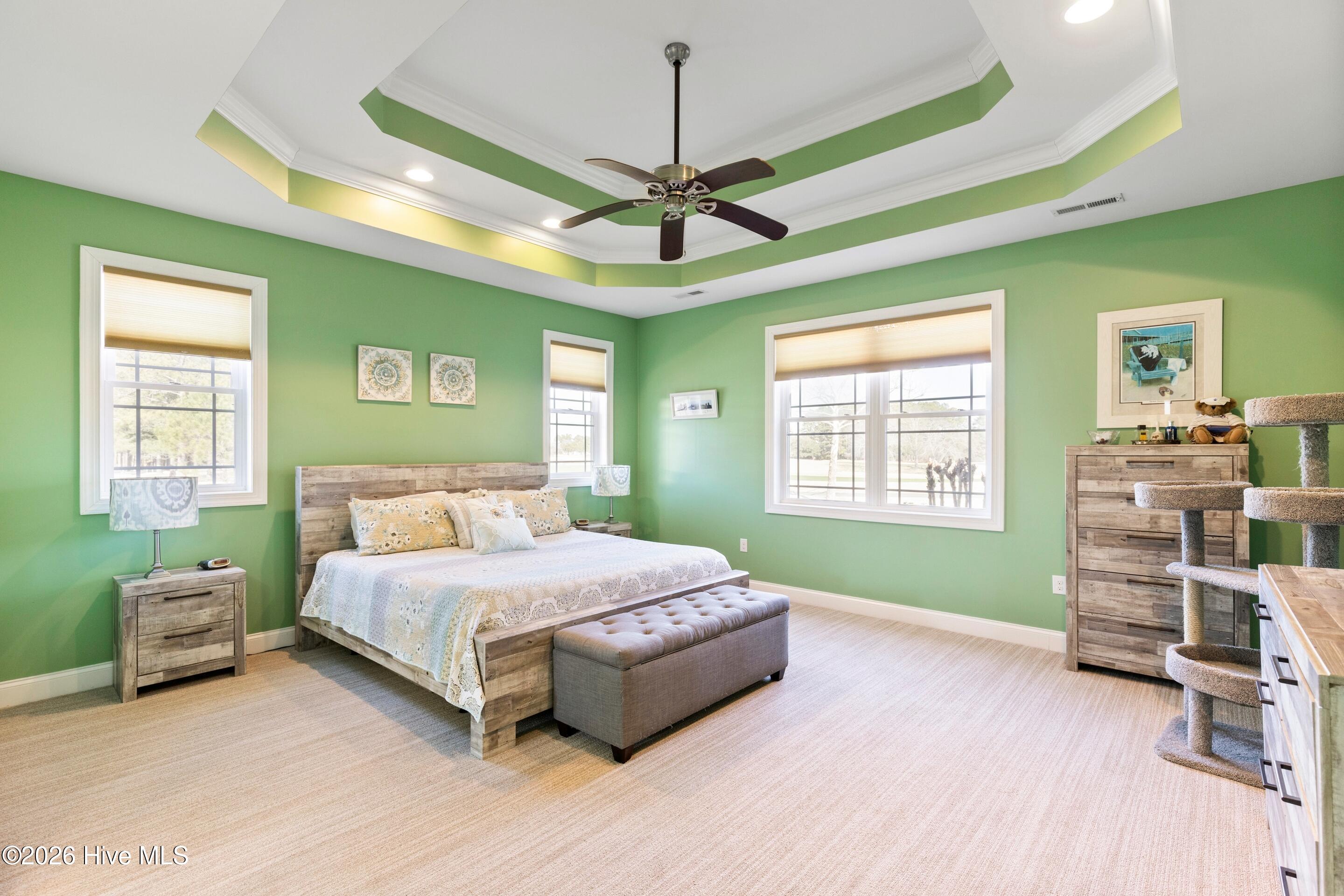 100547842 | Photo 19