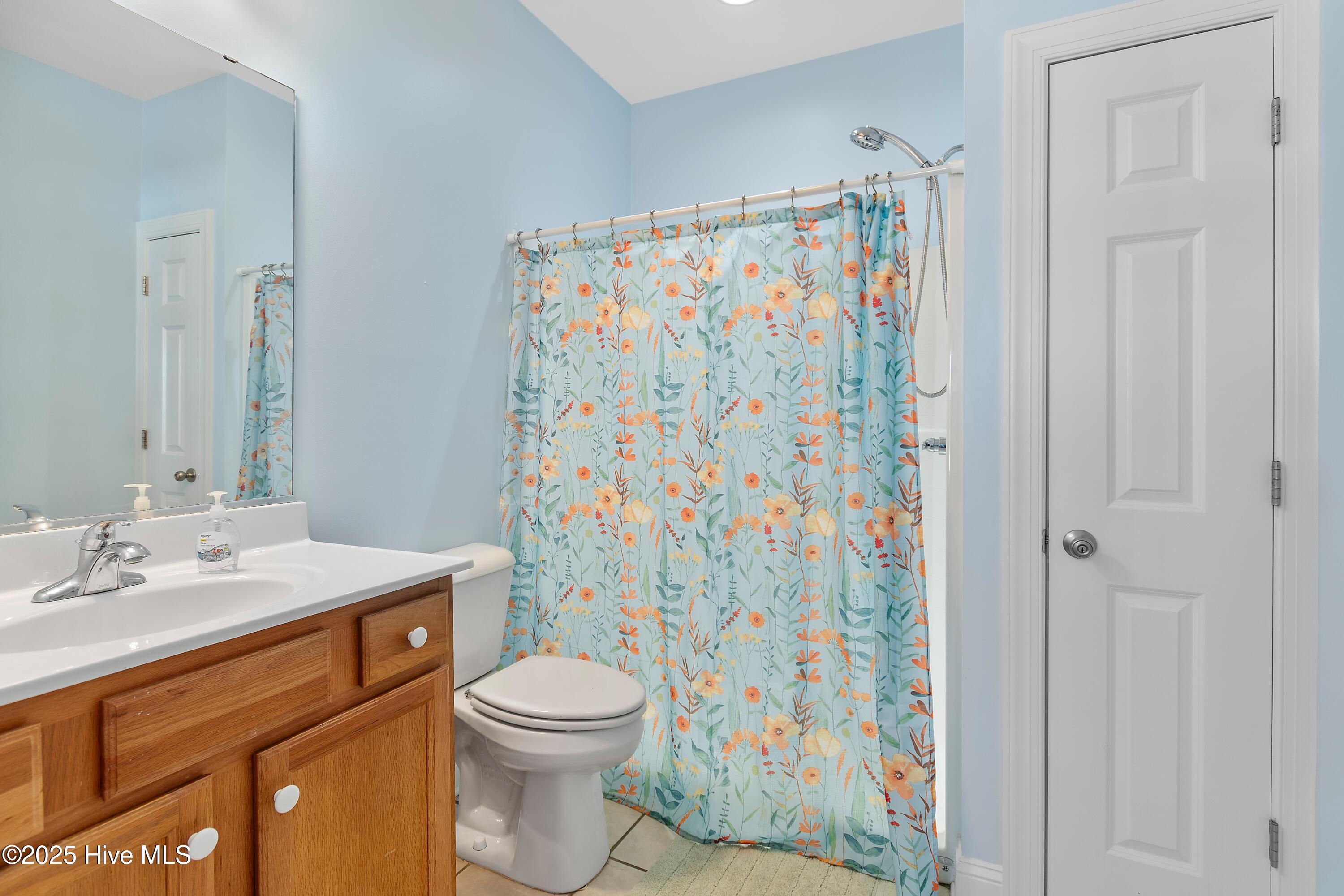 100528298 | Photo 28