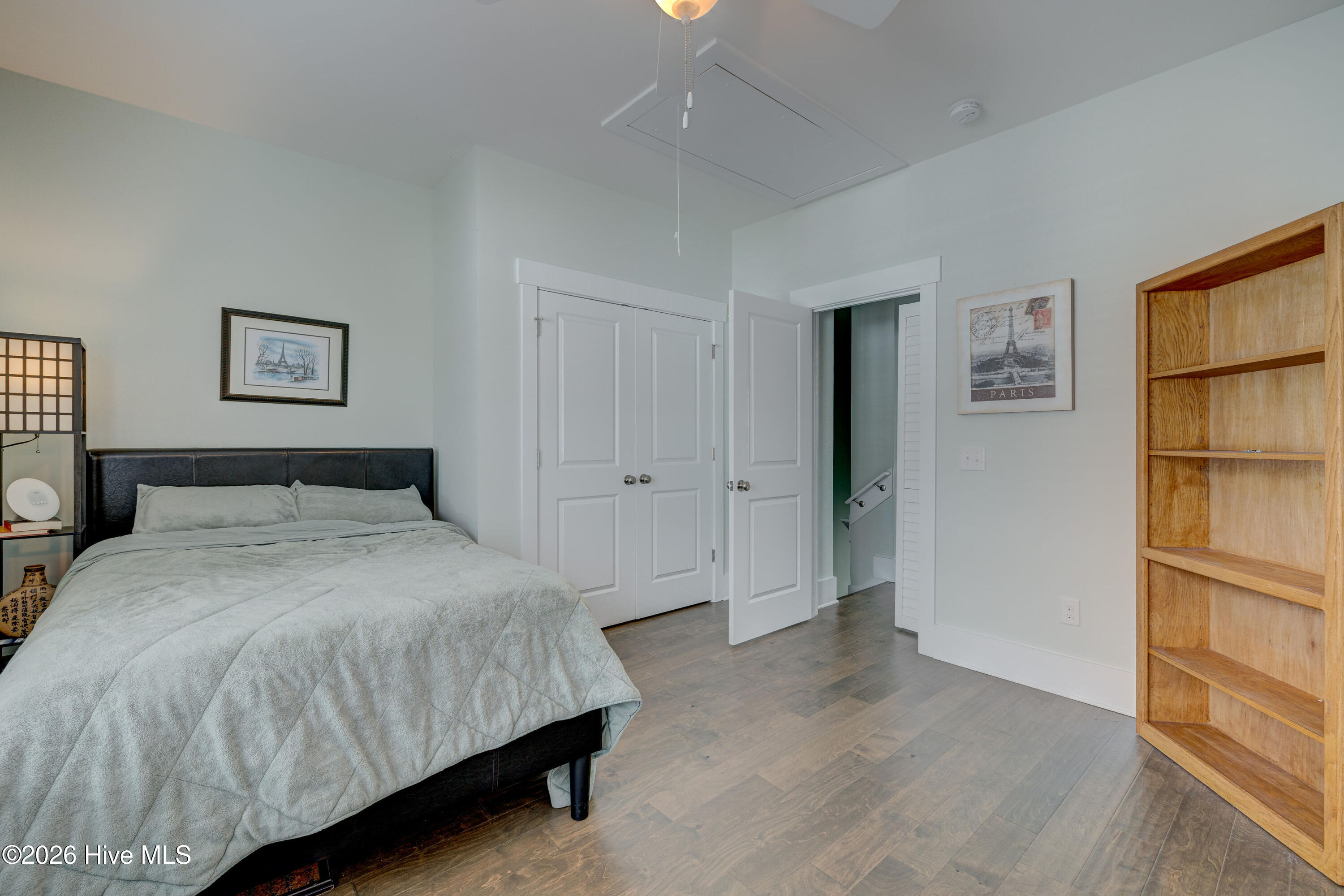 100561022 | Photo 25