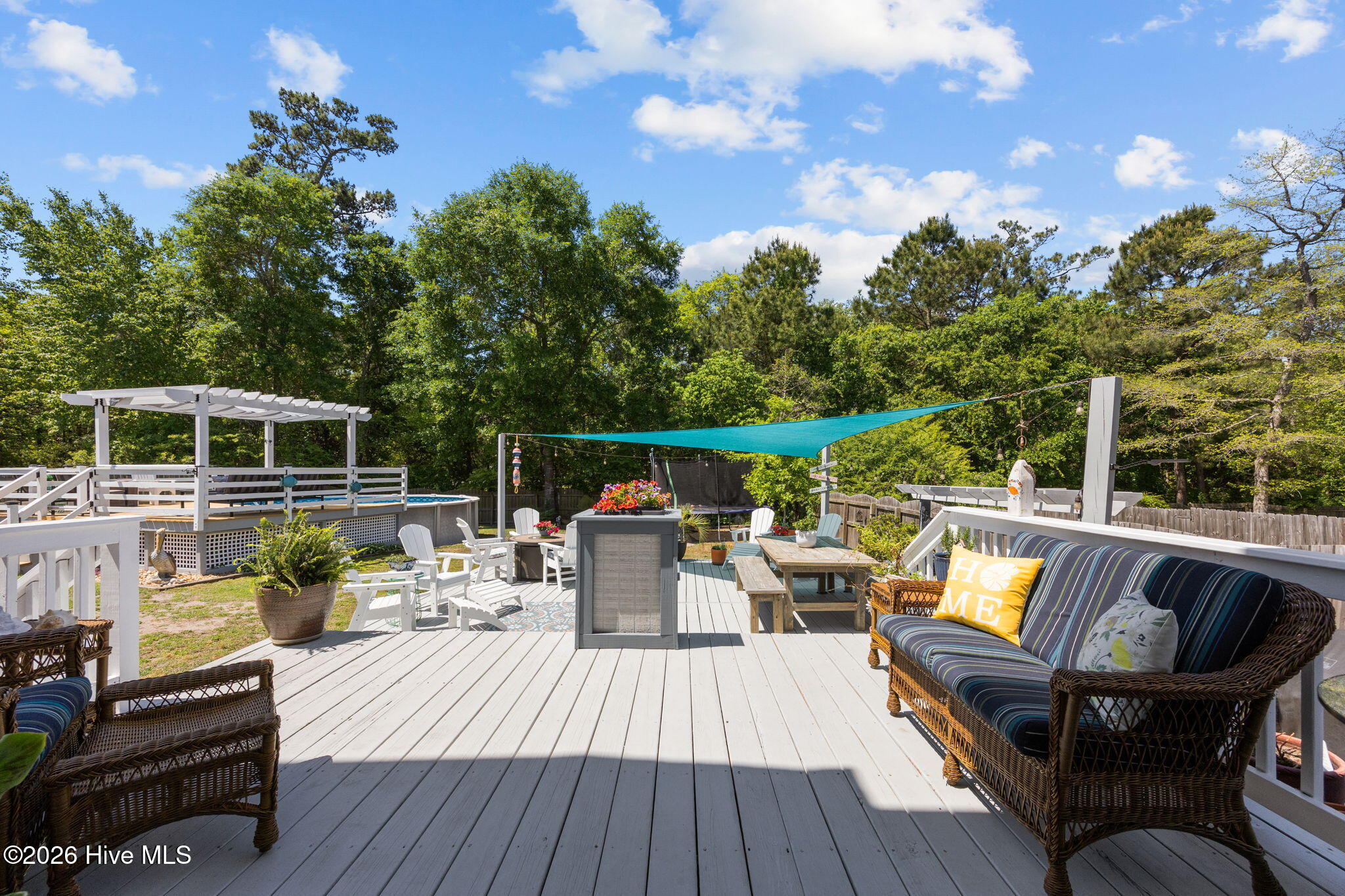 100568672 | Photo 10