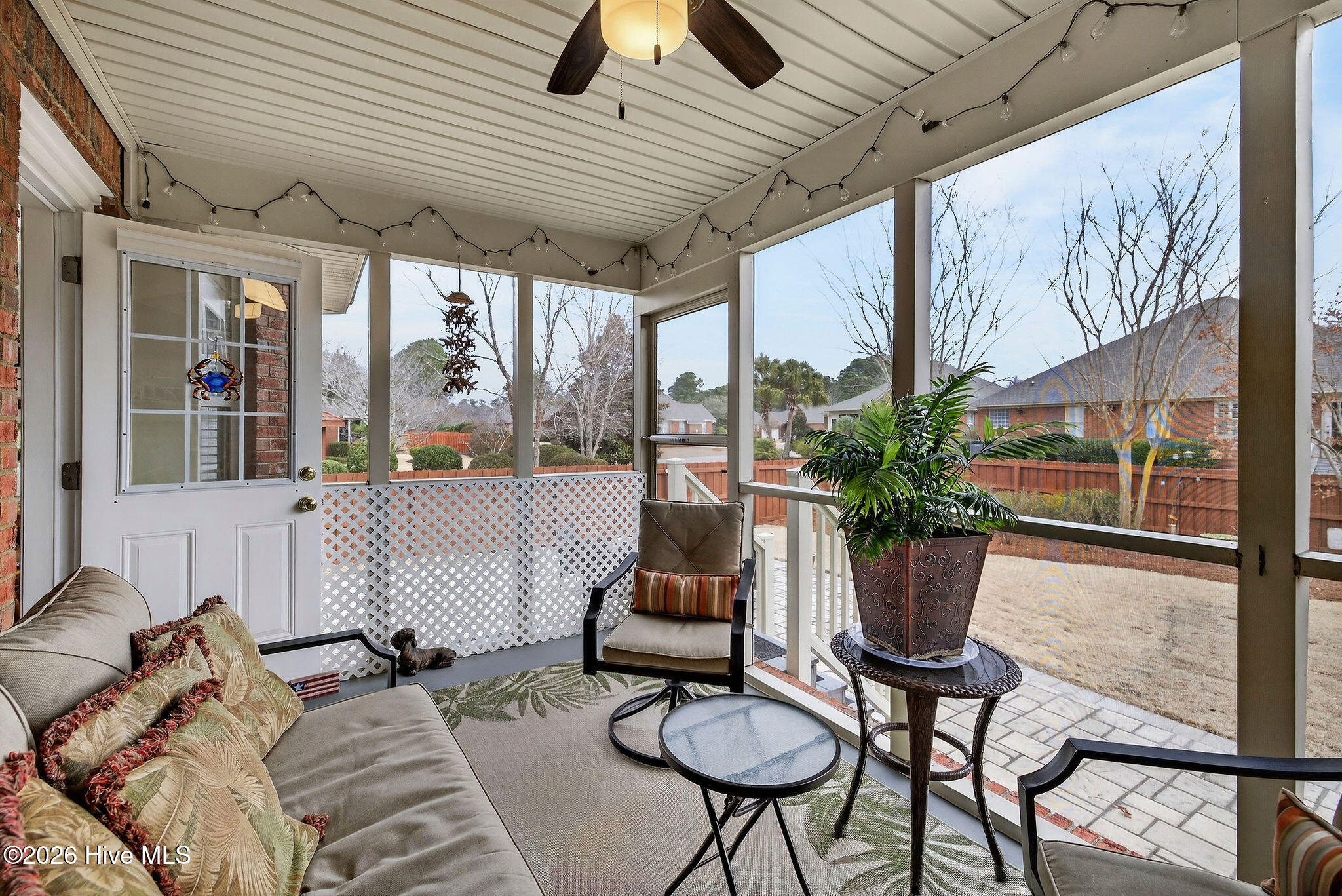 100557092 | Photo 37