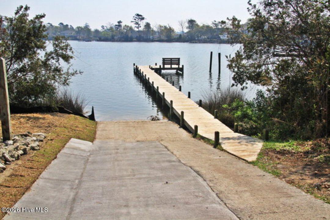 100548693 | Photo 19