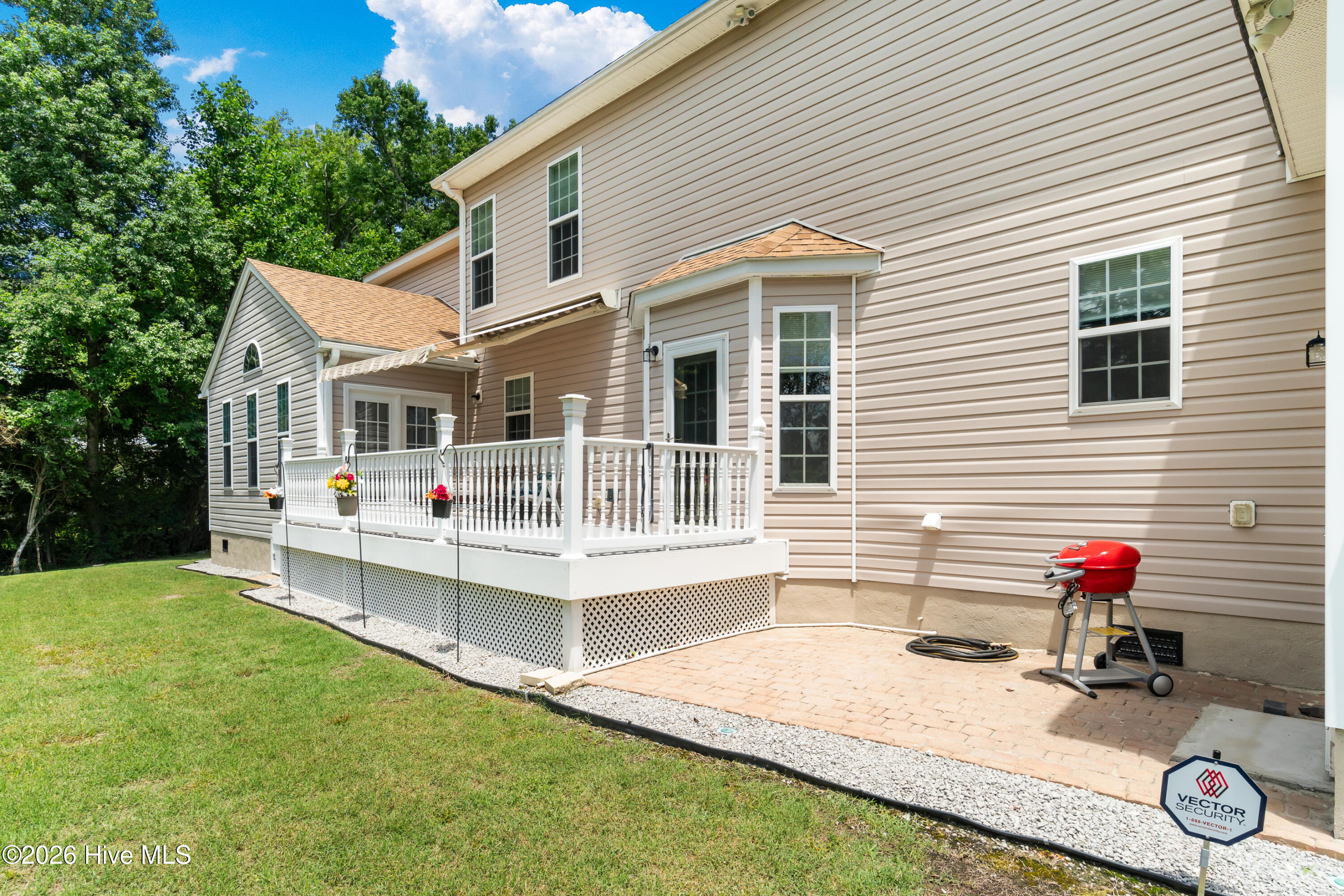 BACK DECK
