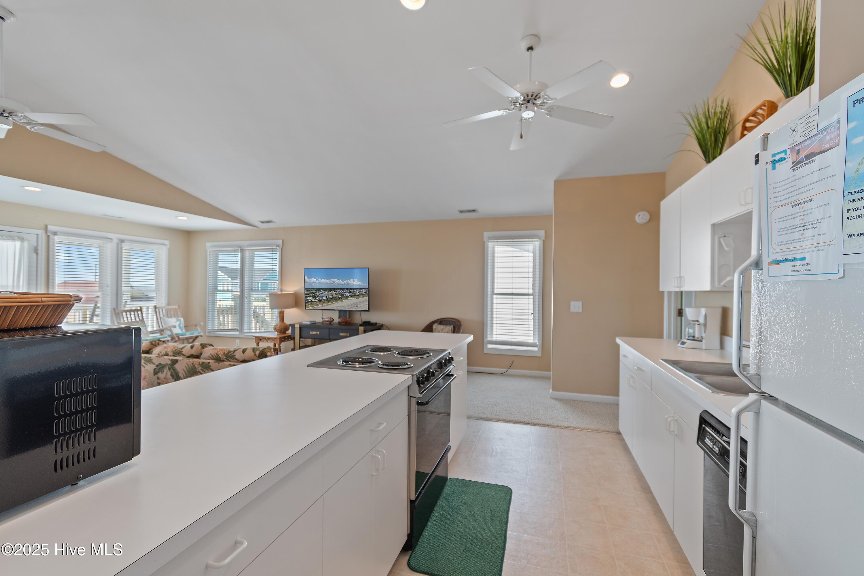 100536498 | Photo 60