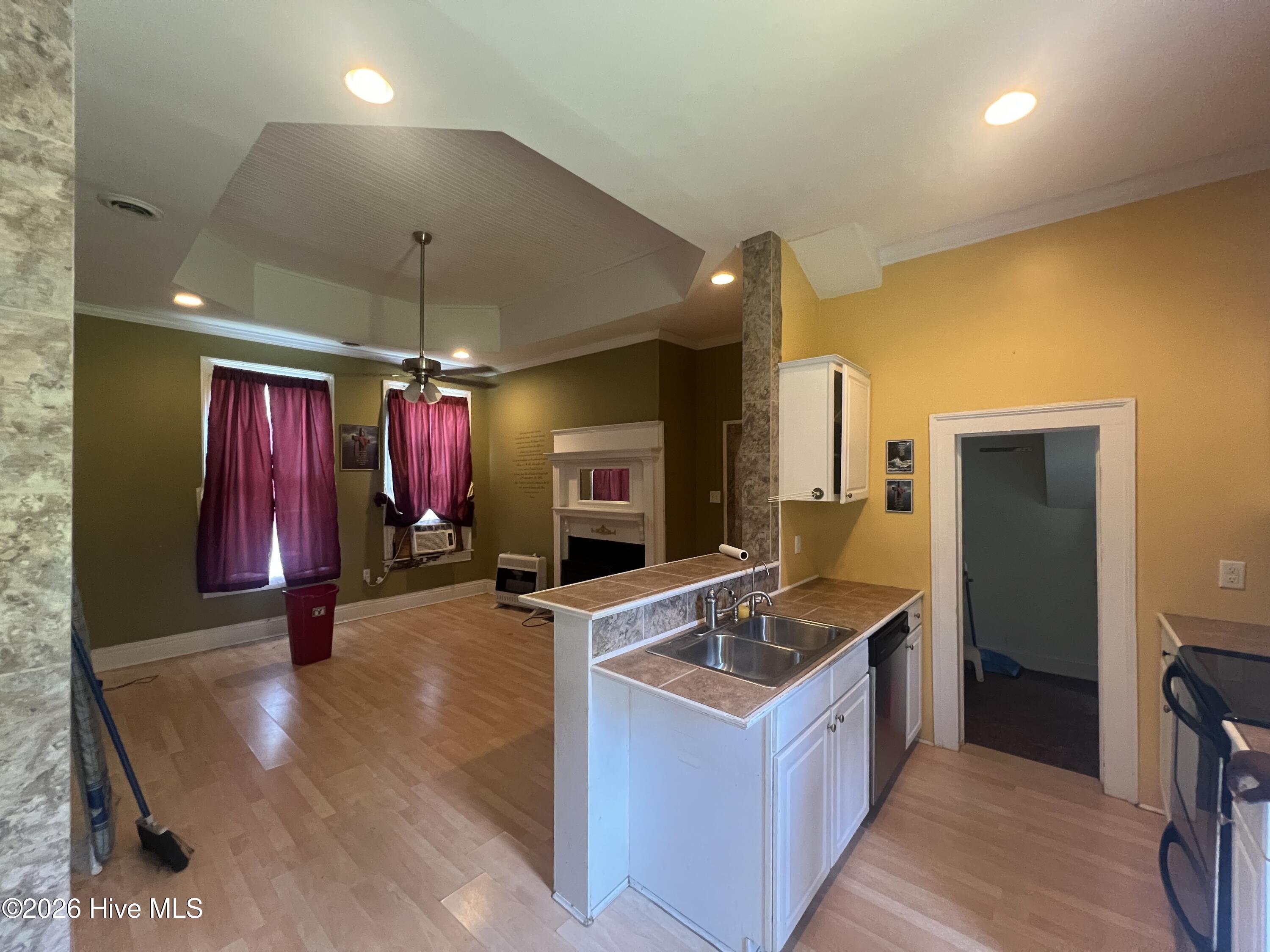Photo 4 of Single family home for sale at 307 S Mitchell St, Fairmont, NC 28340 | MLS# 100601091 | Listing updated on 2026-09-03